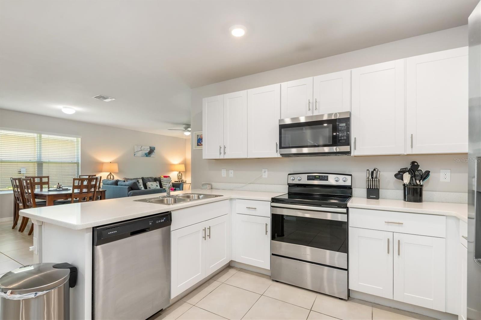 Image 15 of 65 For 25089 Lenox Circle