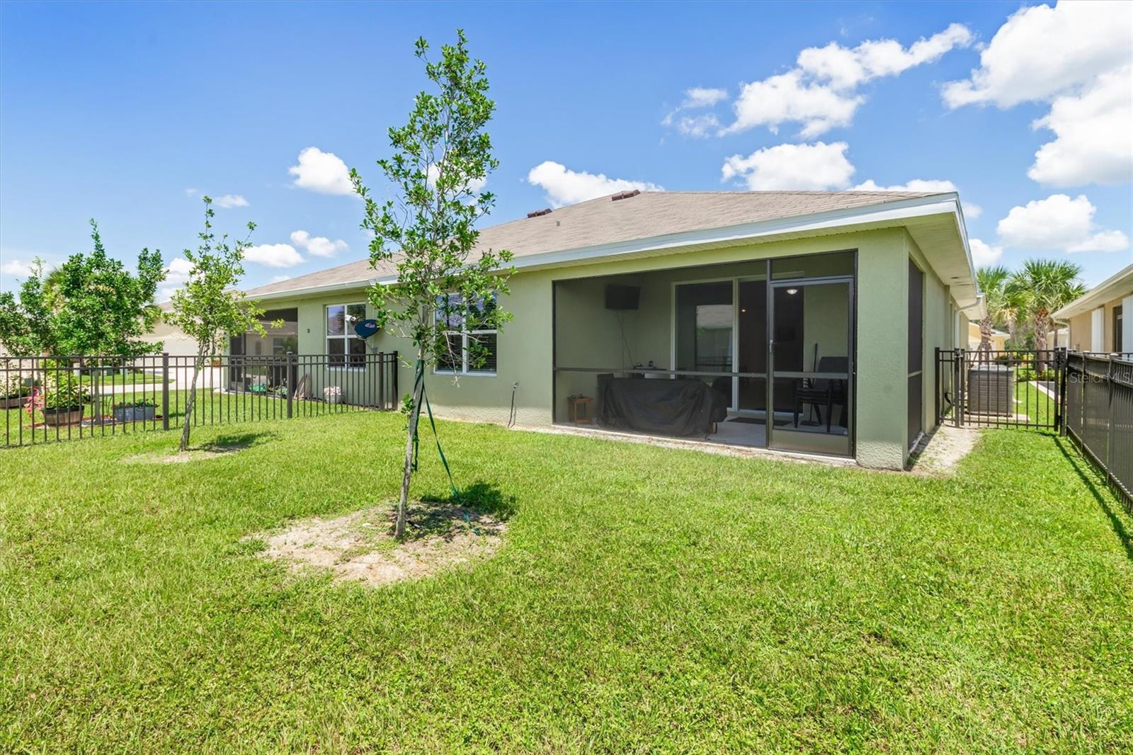 Image 34 of 65 For 25089 Lenox Circle