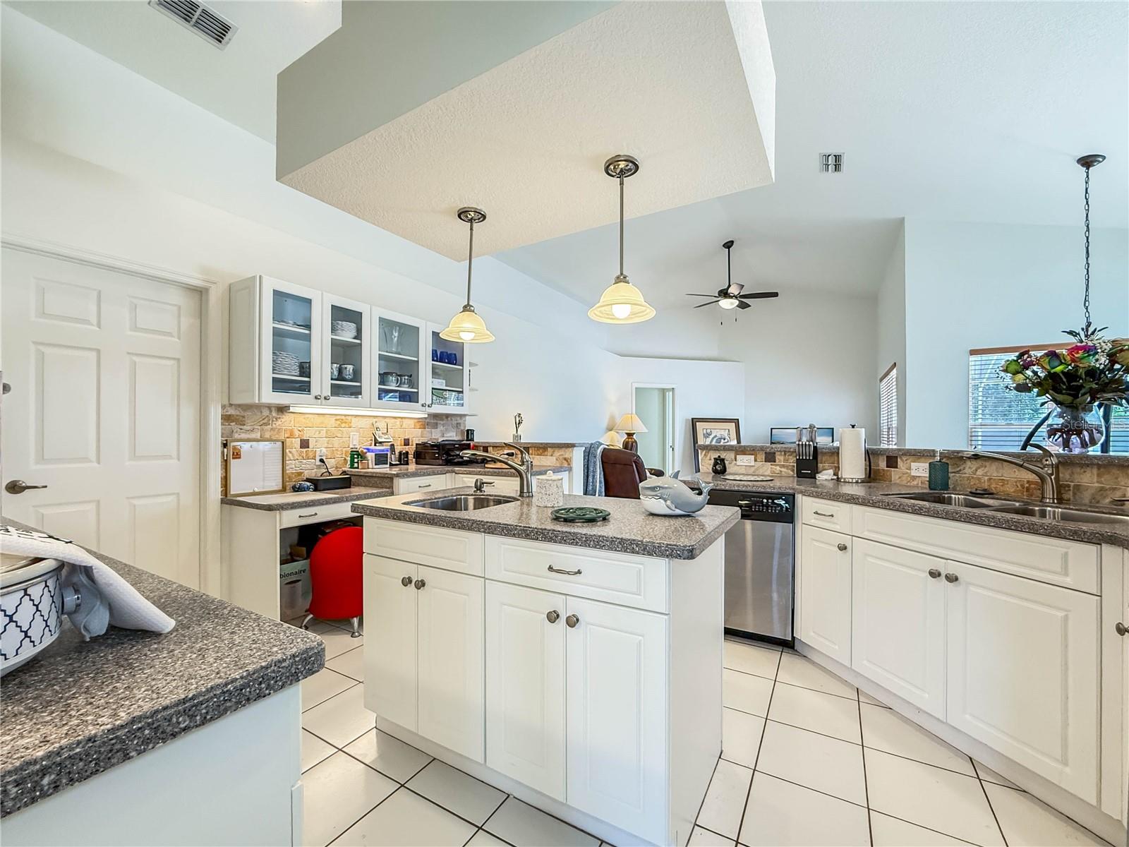 Image 17 of 48 For 24600 Dolphin Cove Drive