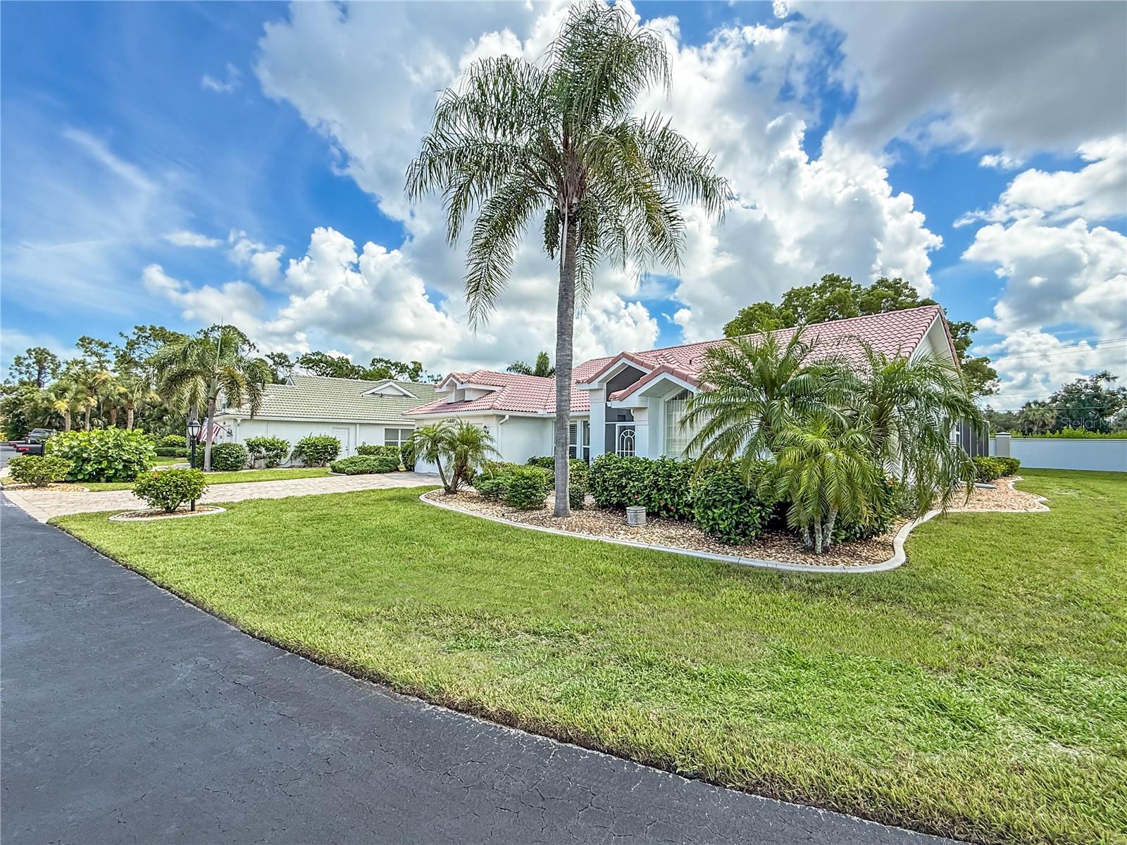 Image 4 of 48 For 24600 Dolphin Cove Drive