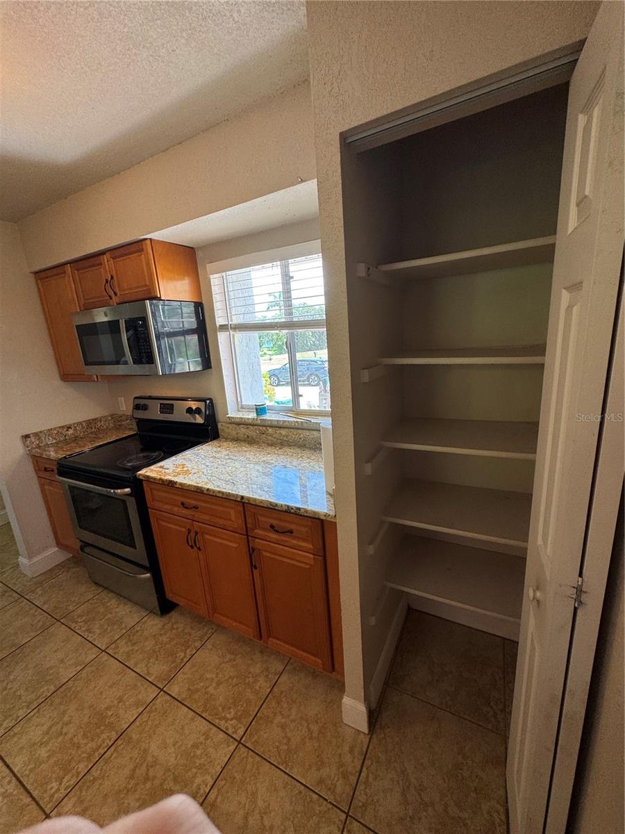Image 10 of 17 For 3121 Vasco Street 2