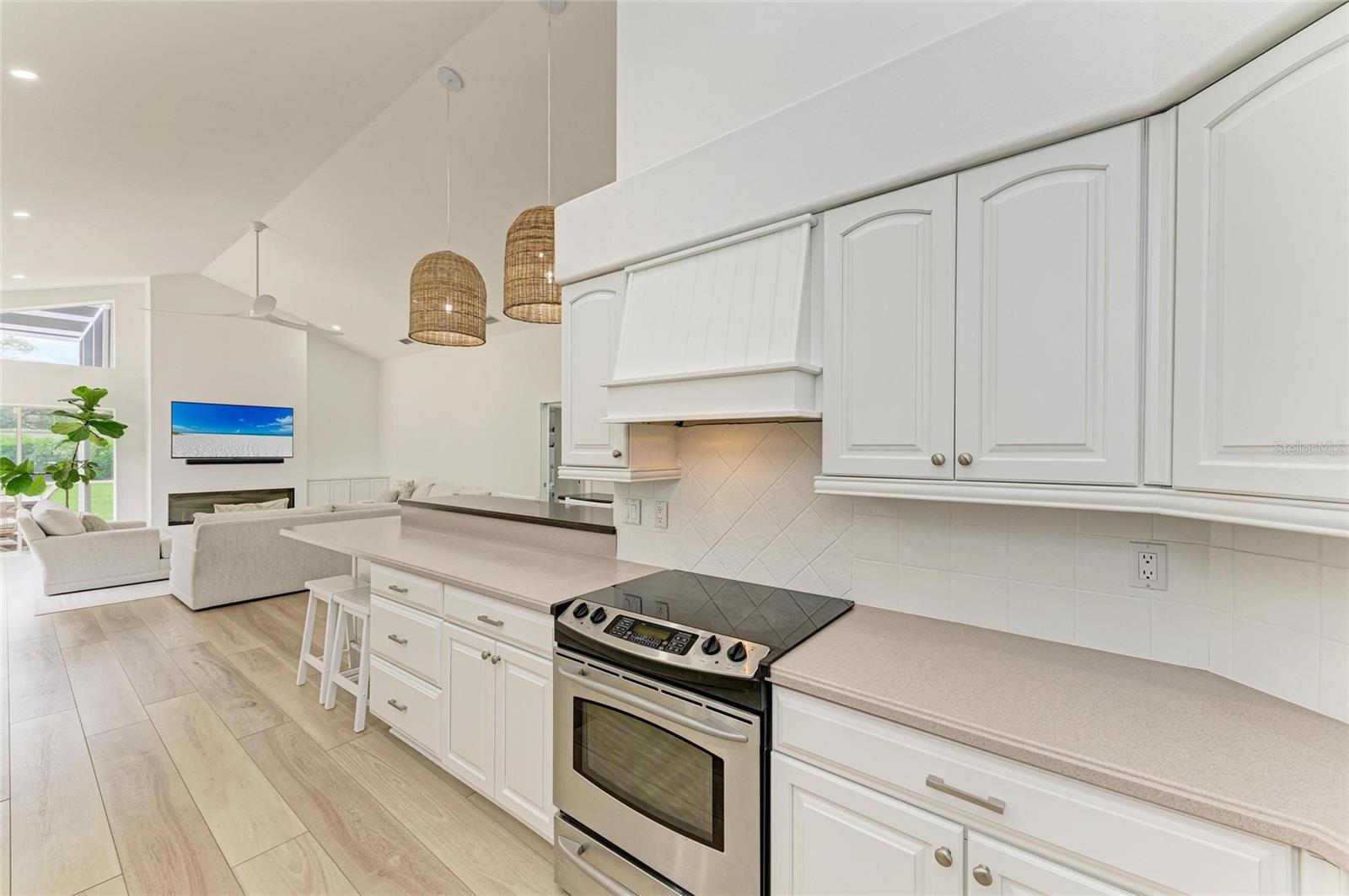 Image 16 of 72 For 8400 Woodbriar Drive
