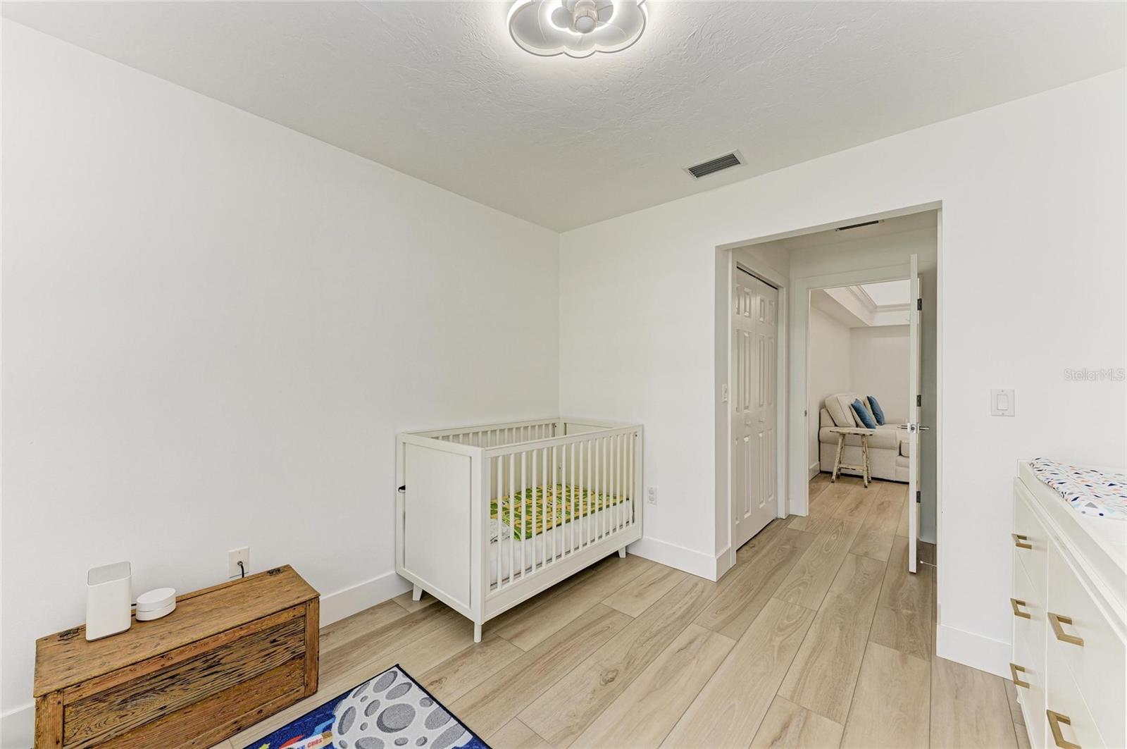 Image 35 of 72 For 8400 Woodbriar Drive