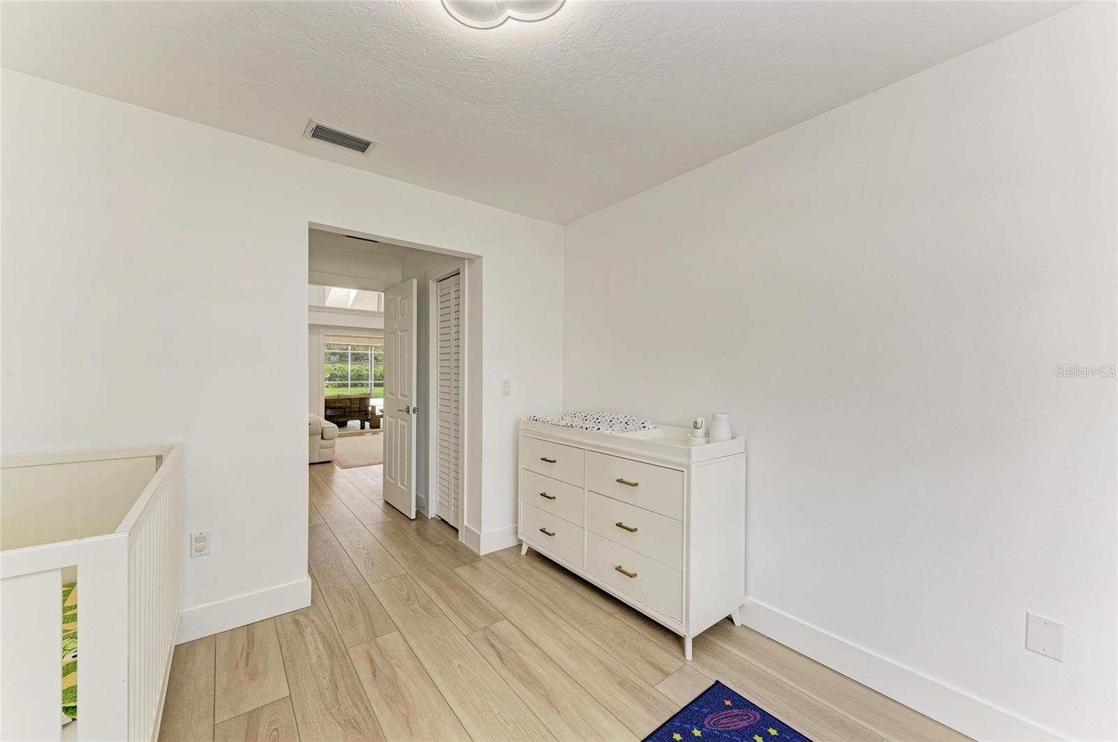 Image 36 of 72 For 8400 Woodbriar Drive