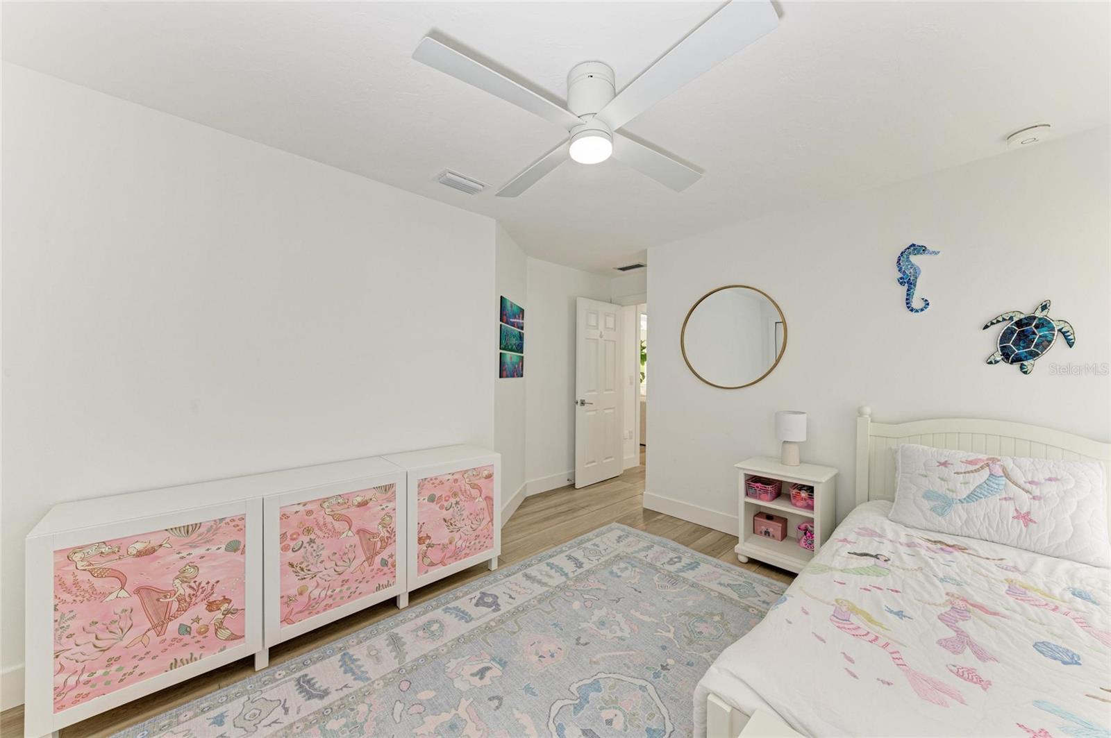 Image 38 of 72 For 8400 Woodbriar Drive