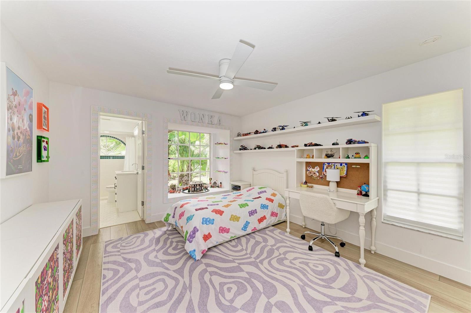 Image 41 of 72 For 8400 Woodbriar Drive