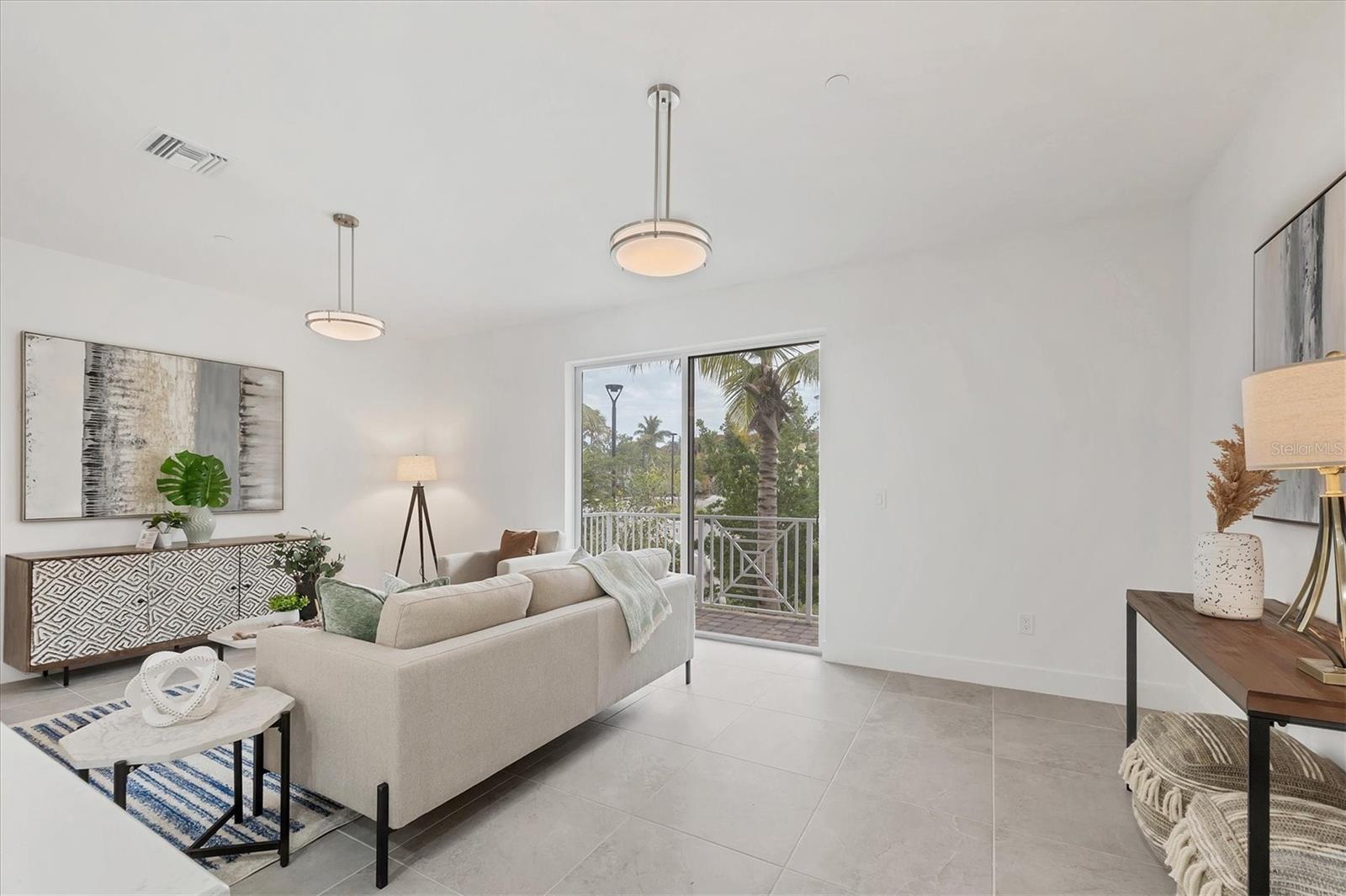 Image 11 of 58 For 5865 Shell Cove Drive 106