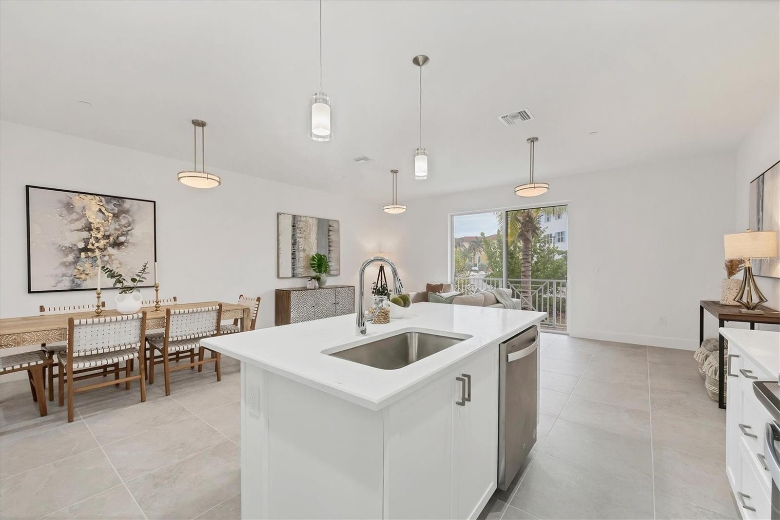 Image 16 of 58 For 5865 Shell Cove Drive 106