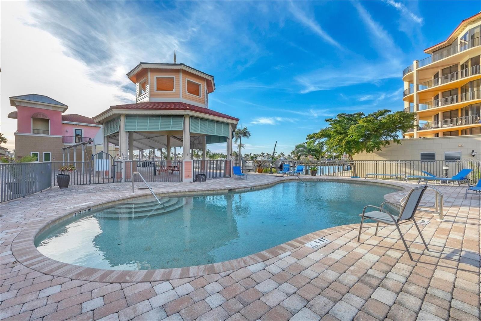 Image 43 of 58 For 5865 Shell Cove Drive 106