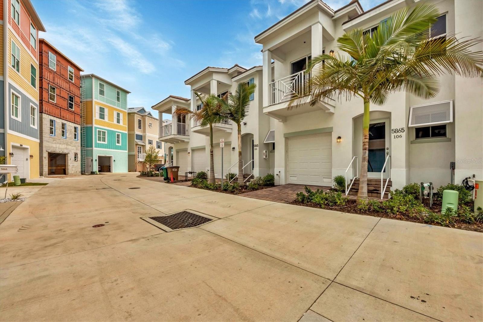 Image 6 of 58 For 5865 Shell Cove Drive 106
