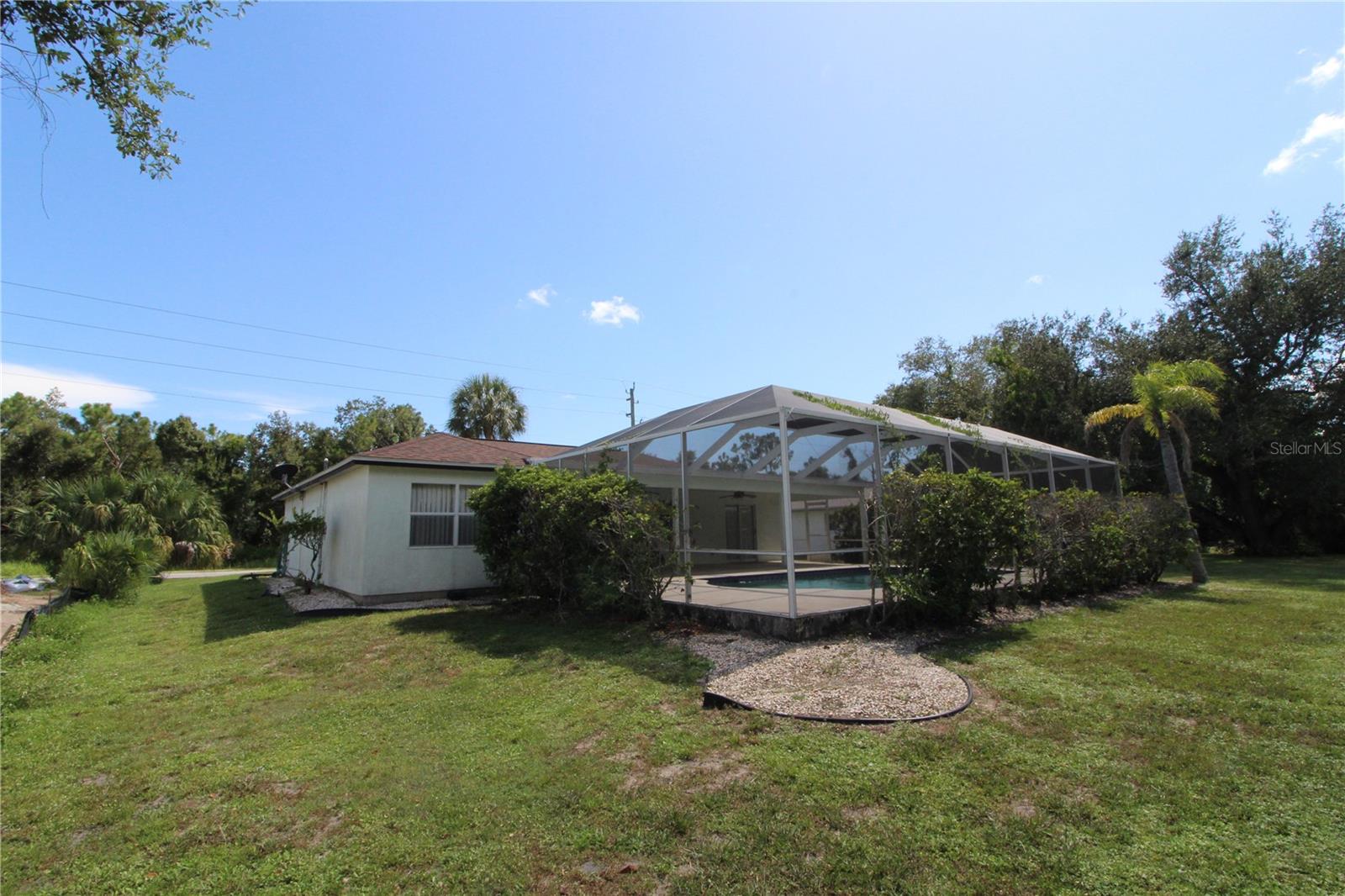 Image 14 of 15 For 21466 Quesada Avenue