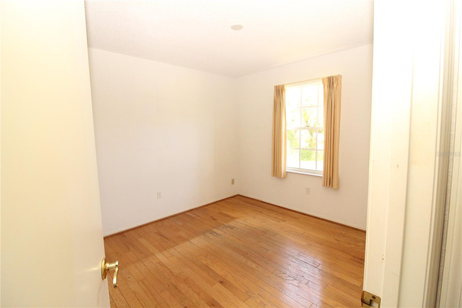 Image 6 of 15 For 21466 Quesada Avenue