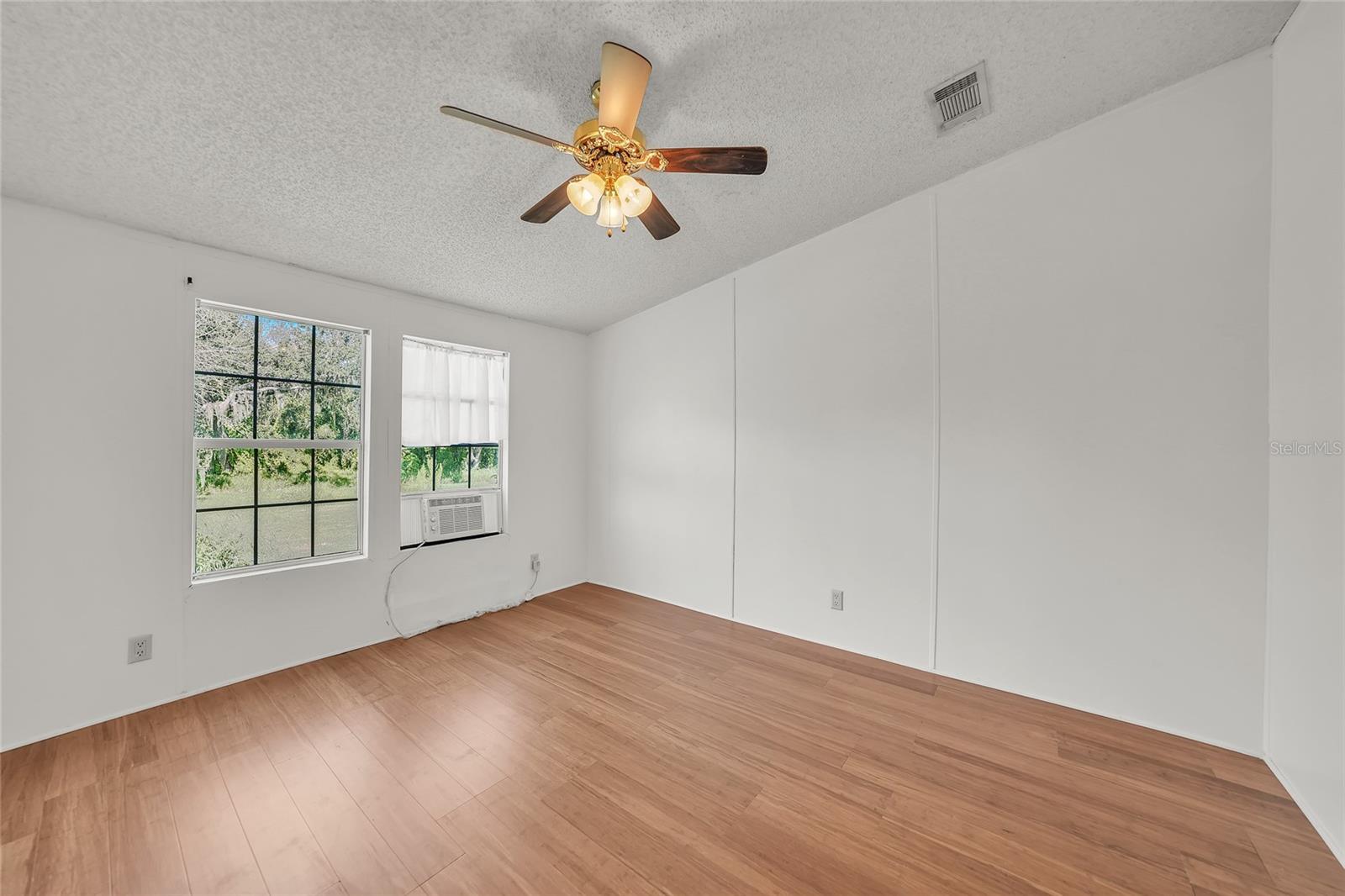 Image 23 of 40 For 2451 Brandy Drive