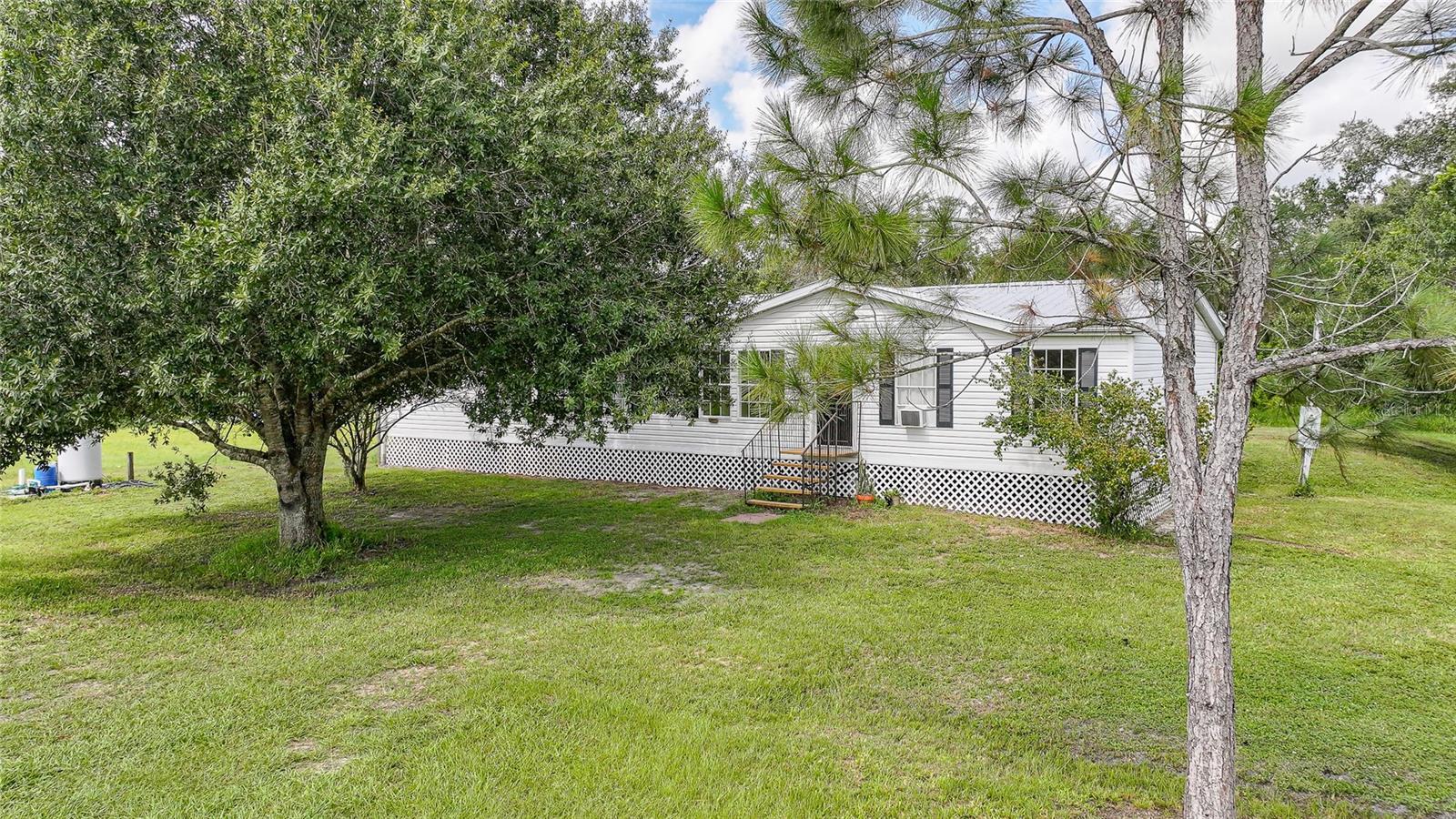 Image 32 of 40 For 2451 Brandy Drive