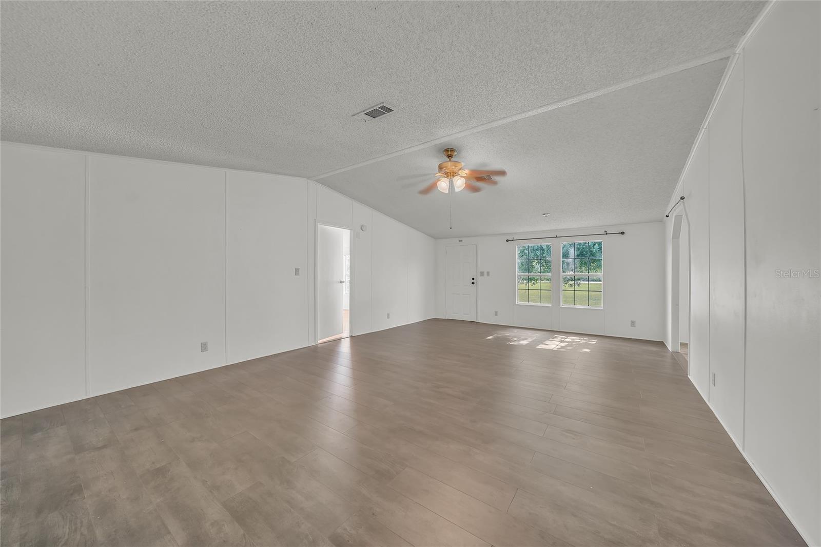 Image 5 of 40 For 2451 Brandy Drive