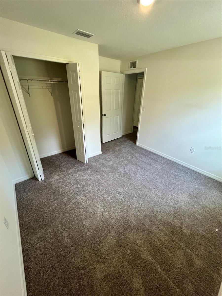 Image 5 of 8 For 10340 Light Avenue