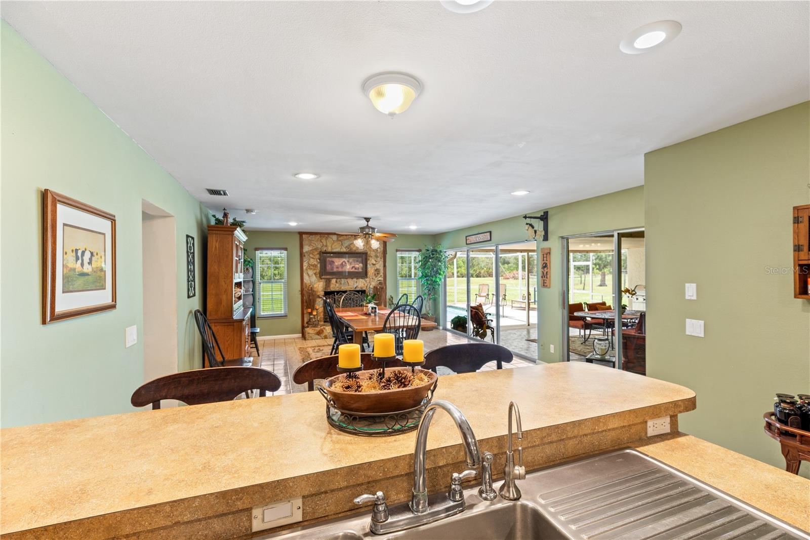 Image 23 of 81 For 16050 Ridgewood Court