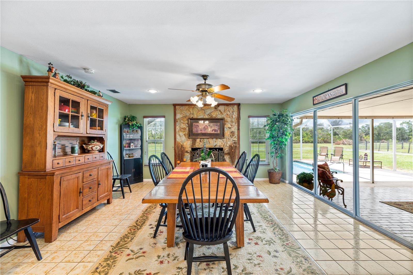 Image 25 of 81 For 16050 Ridgewood Court
