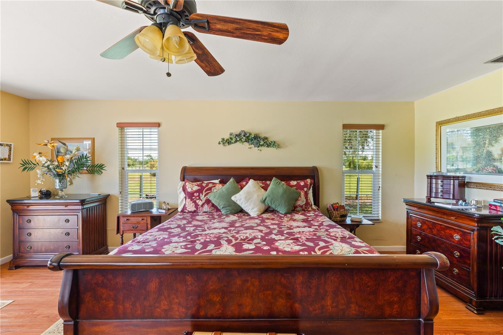 Image 30 of 81 For 16050 Ridgewood Court