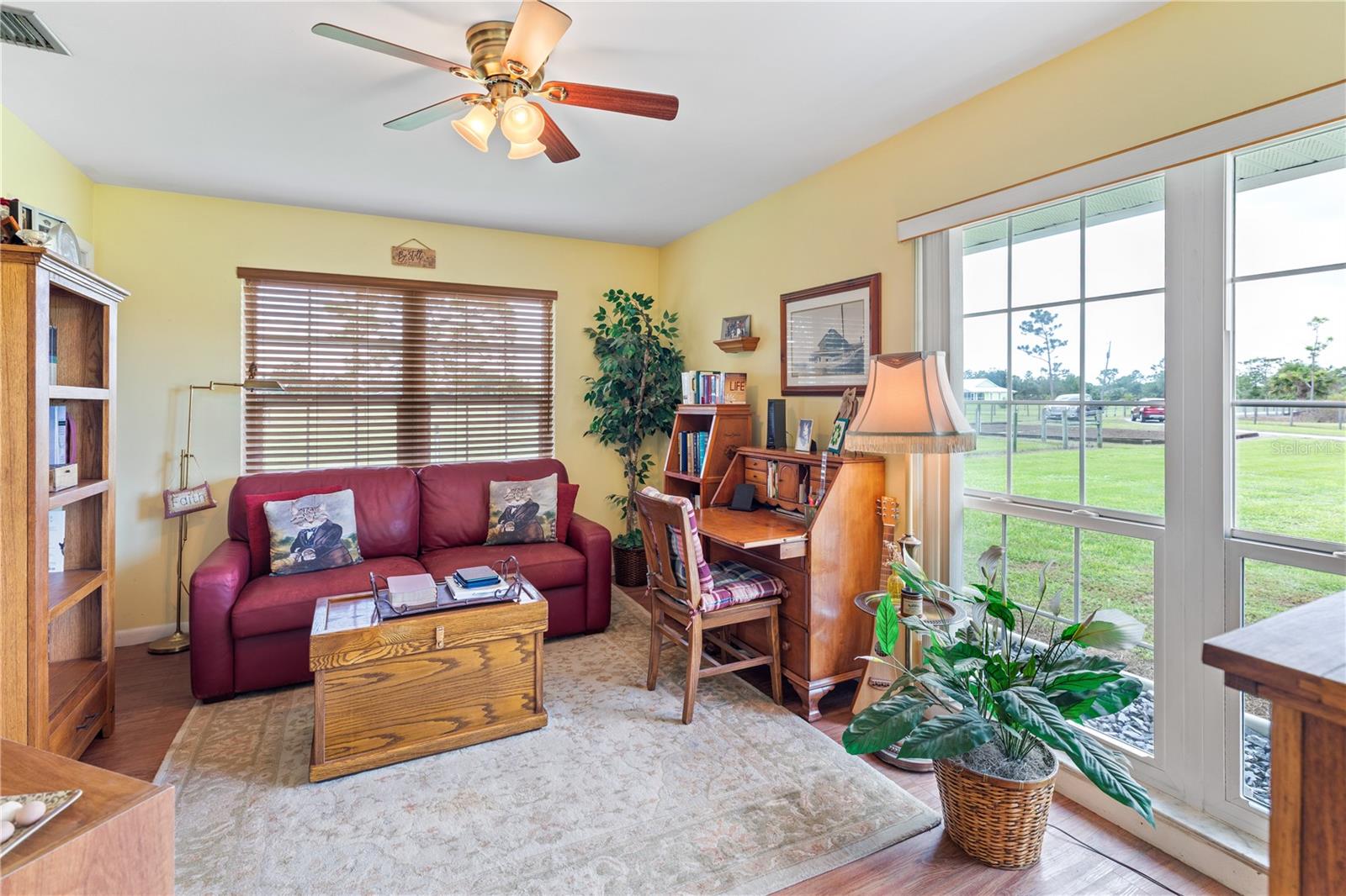 Image 38 of 81 For 16050 Ridgewood Court