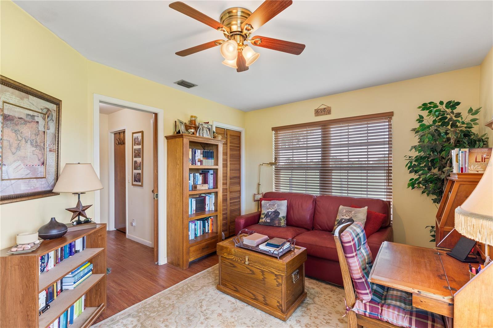 Image 39 of 81 For 16050 Ridgewood Court