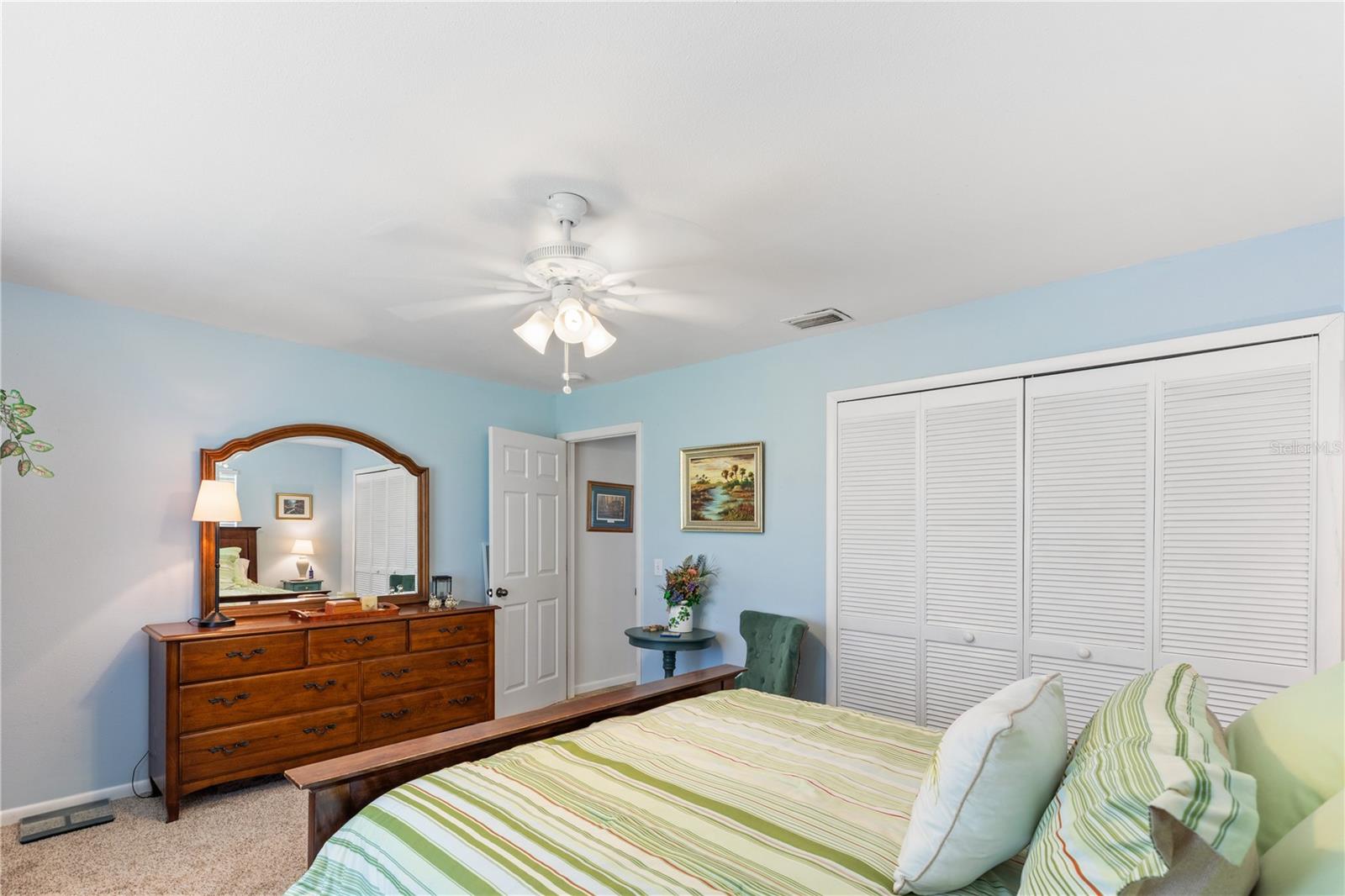 Image 43 of 81 For 16050 Ridgewood Court