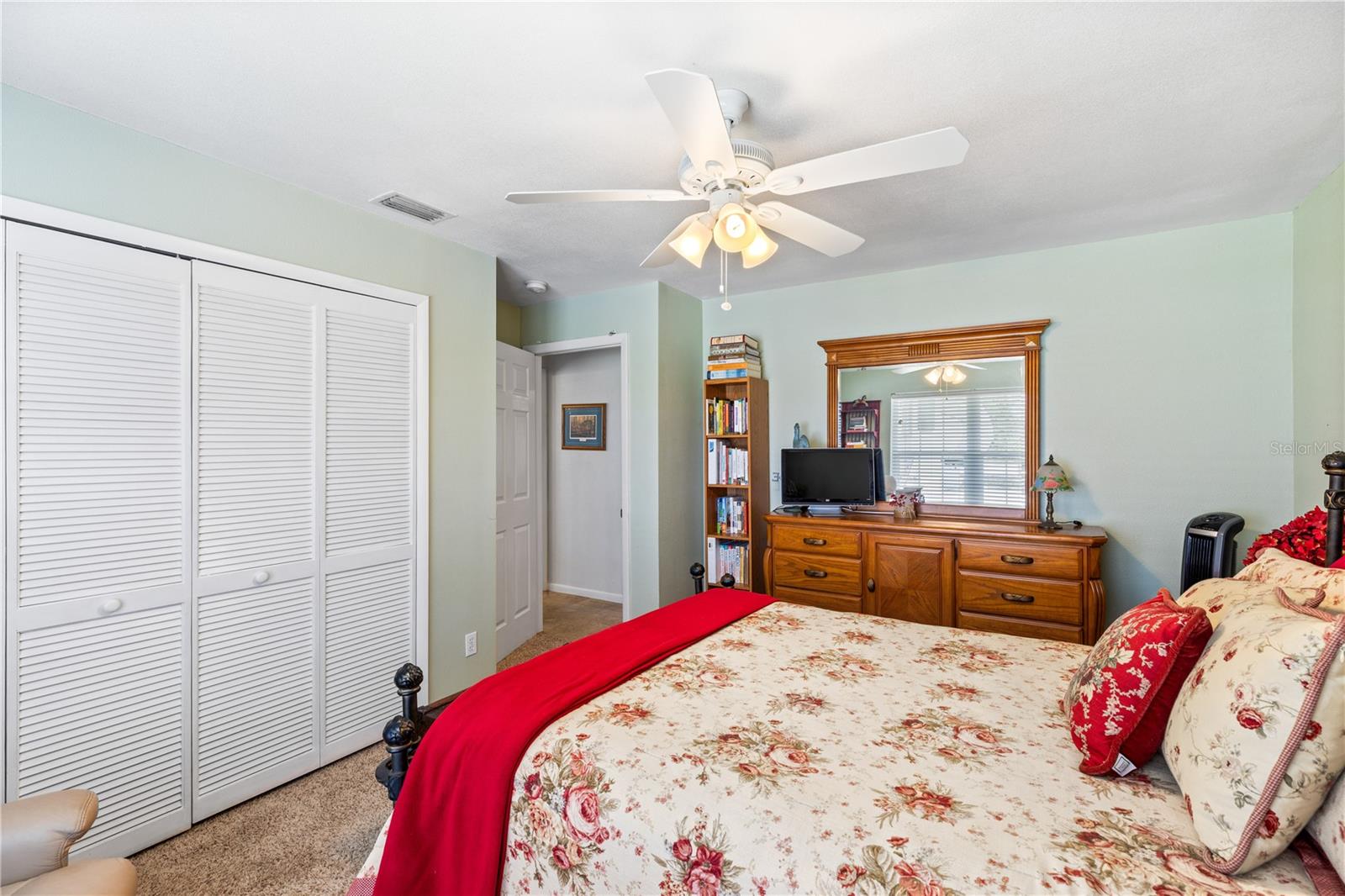 Image 49 of 81 For 16050 Ridgewood Court