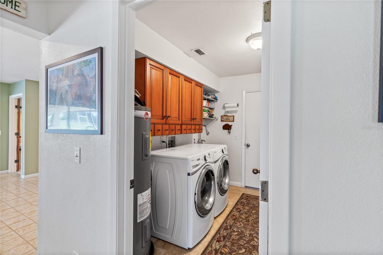Image 50 of 81 For 16050 Ridgewood Court
