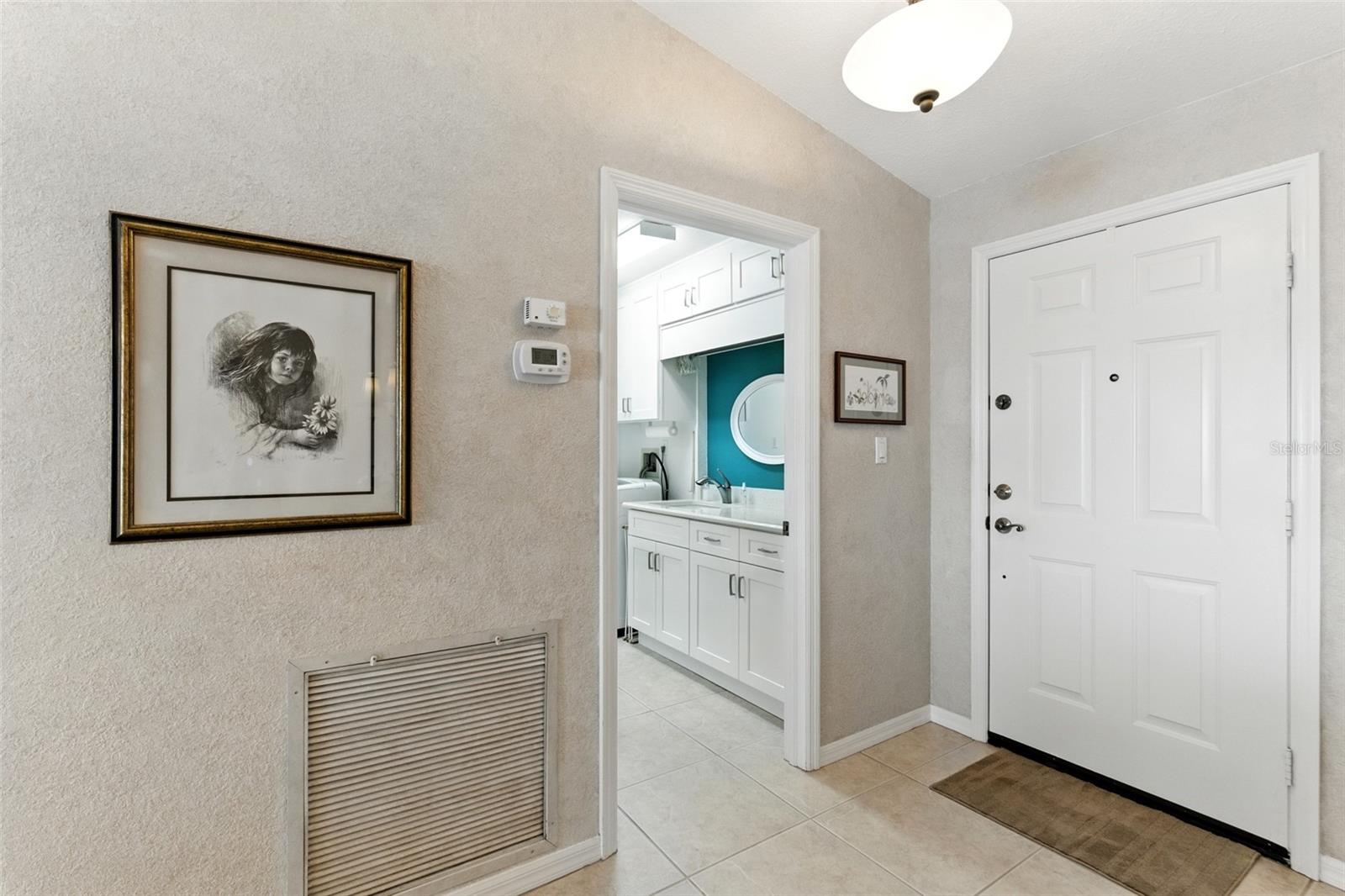Image 4 of 44 For 1250 Marion Avenue 341