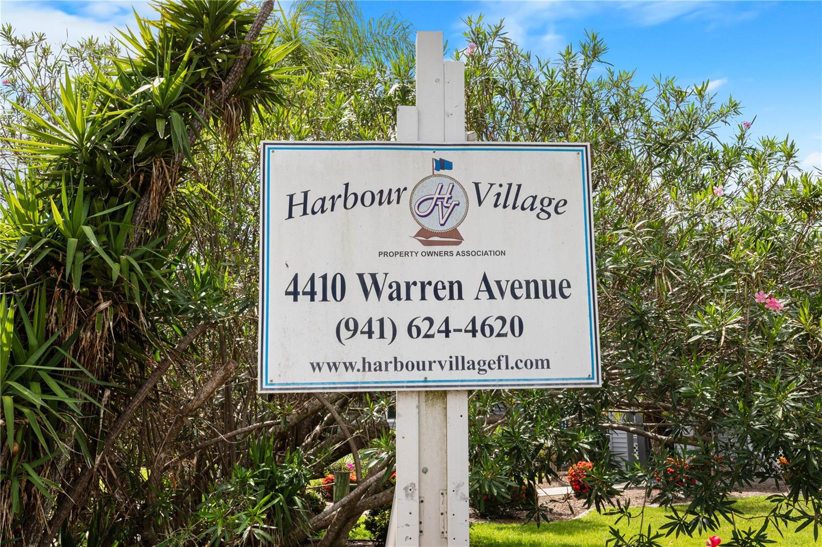 Image 26 of 34 For 4410 Warren Avenue 214