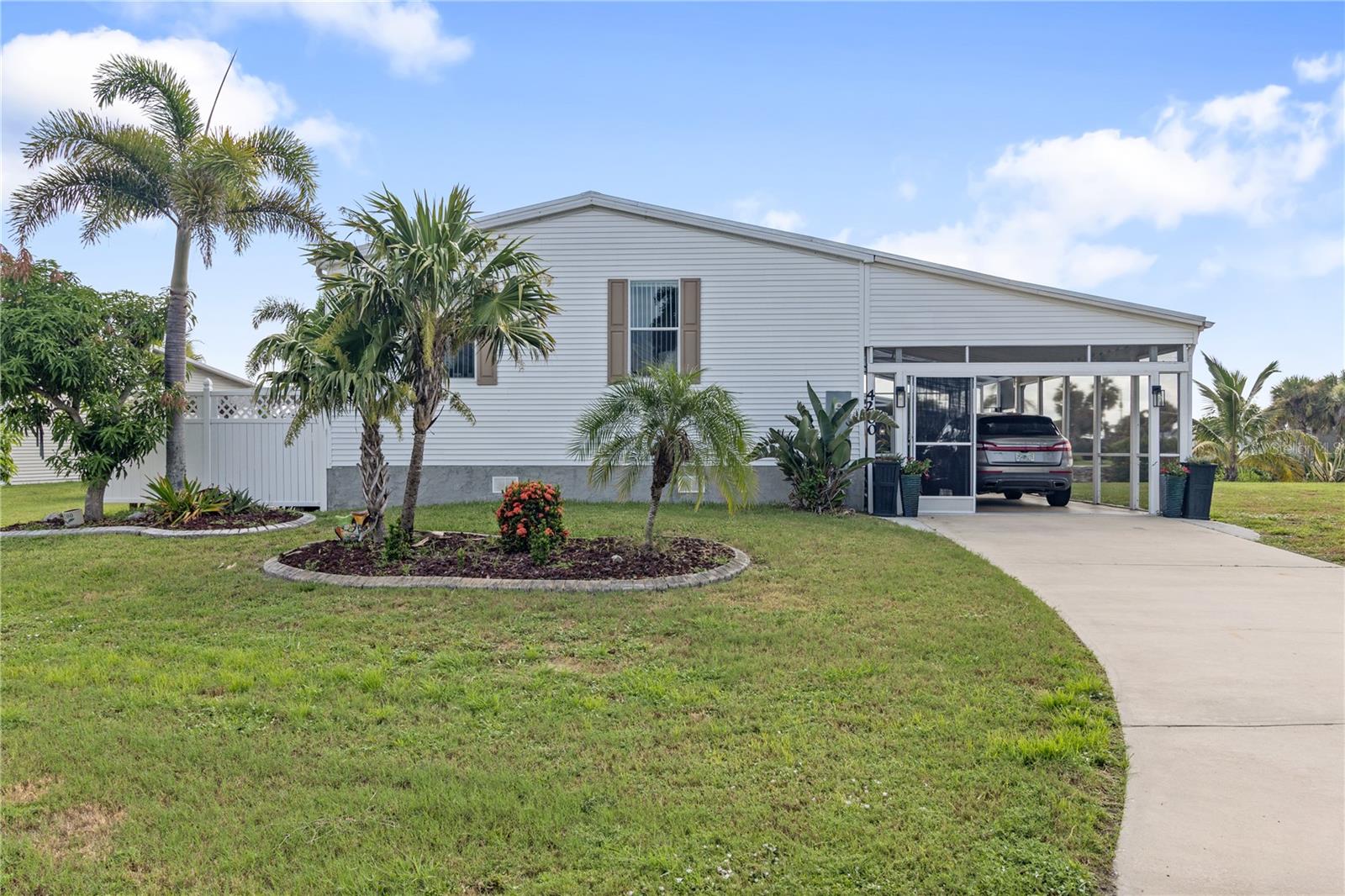 Image 3 of 43 For 4200 Almar Drive