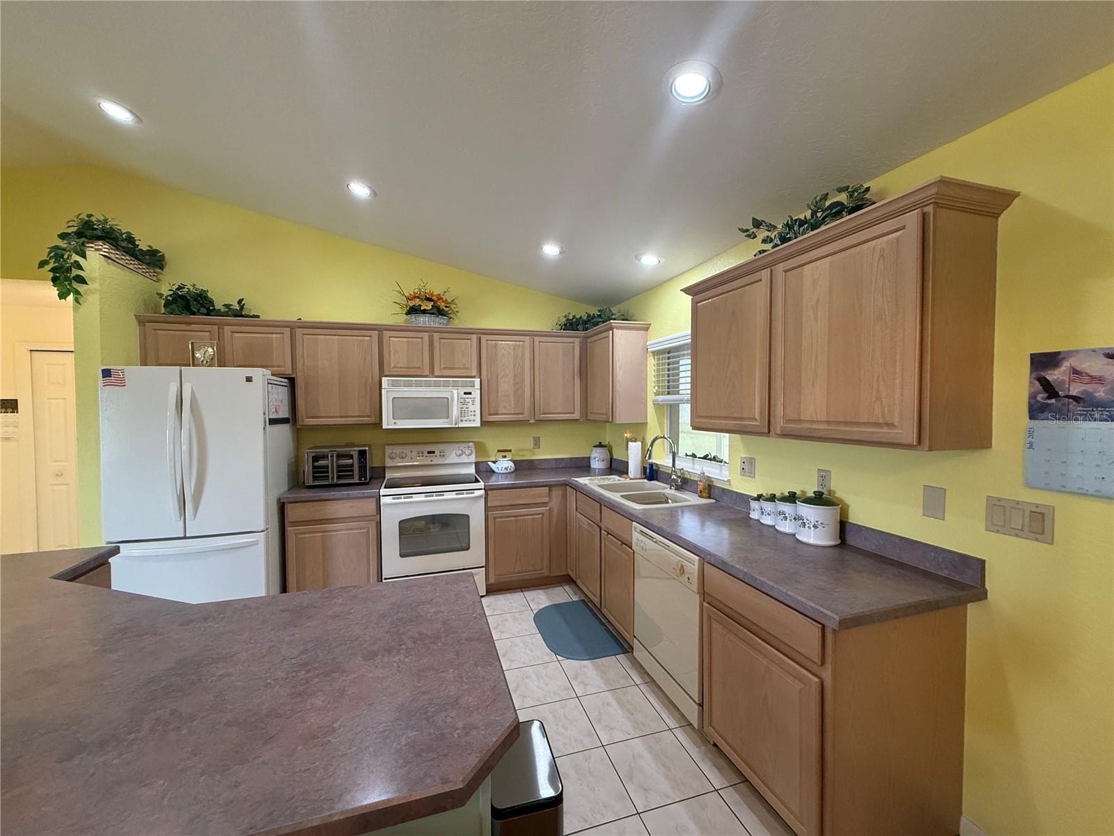 Image 5 of 16 For 4405 Willow Trail