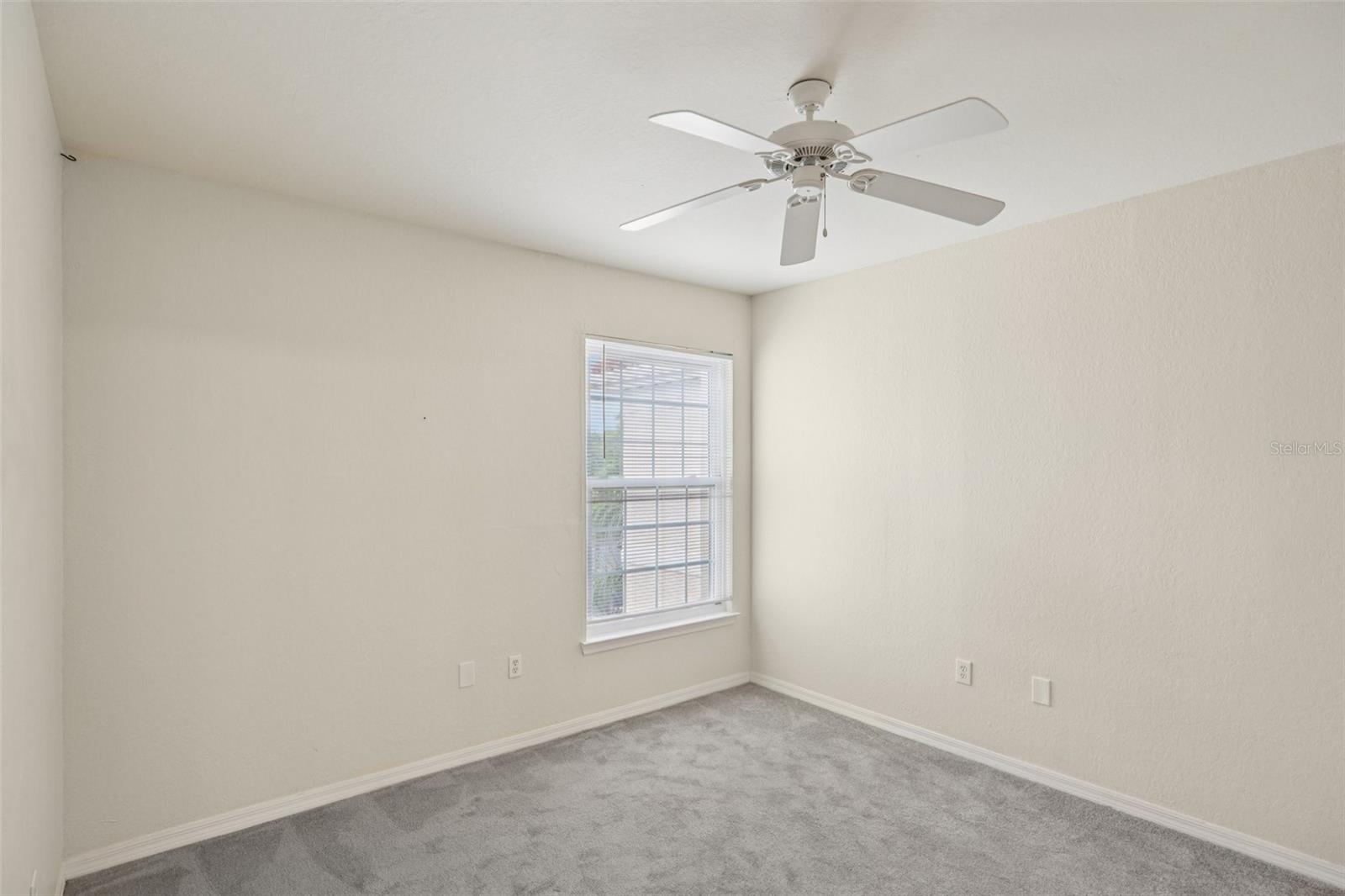 Image 17 of 35 For 23580 Walden Center Drive 306