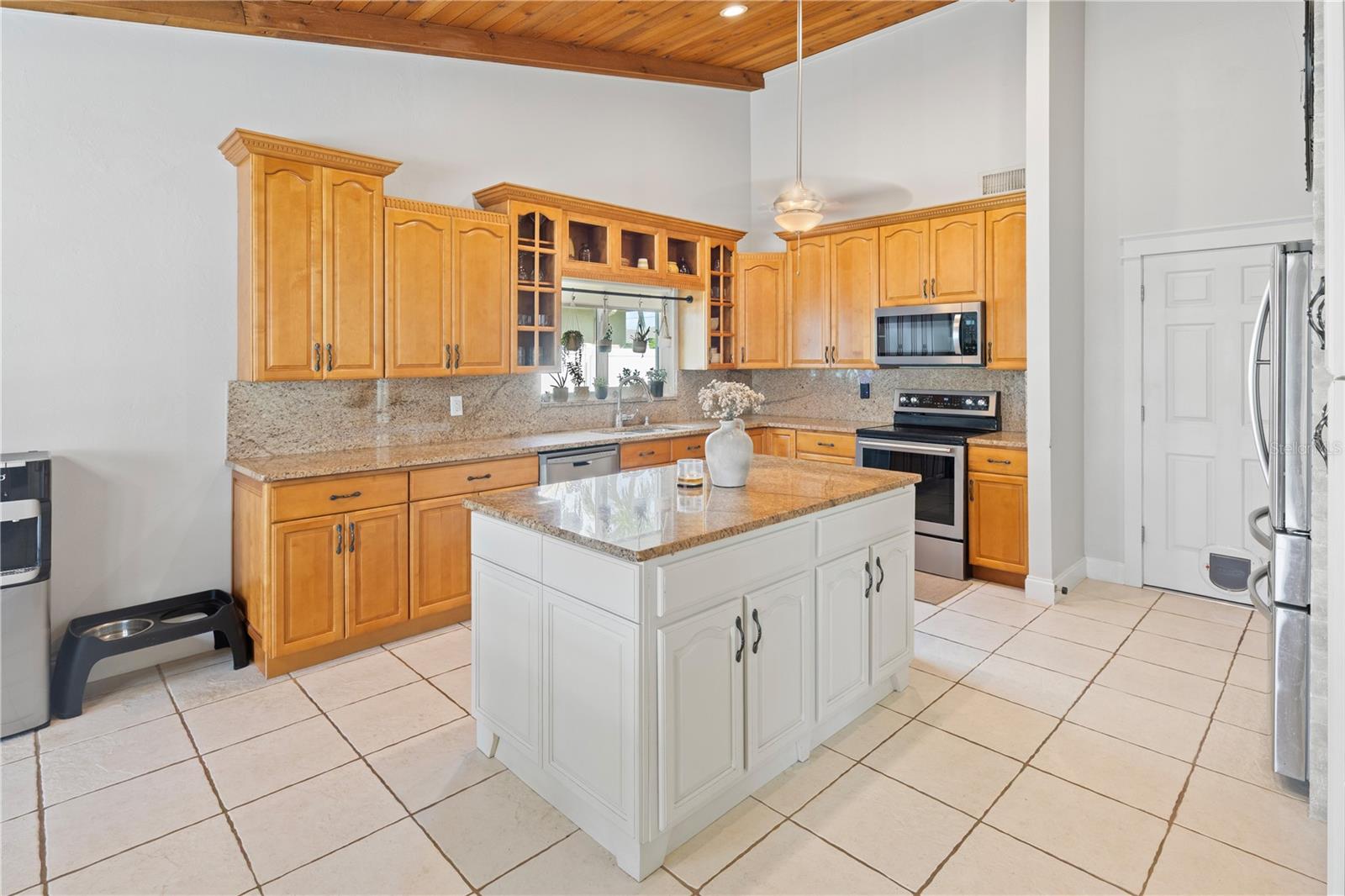 Image 14 of 44 For 1726 2nd Street
