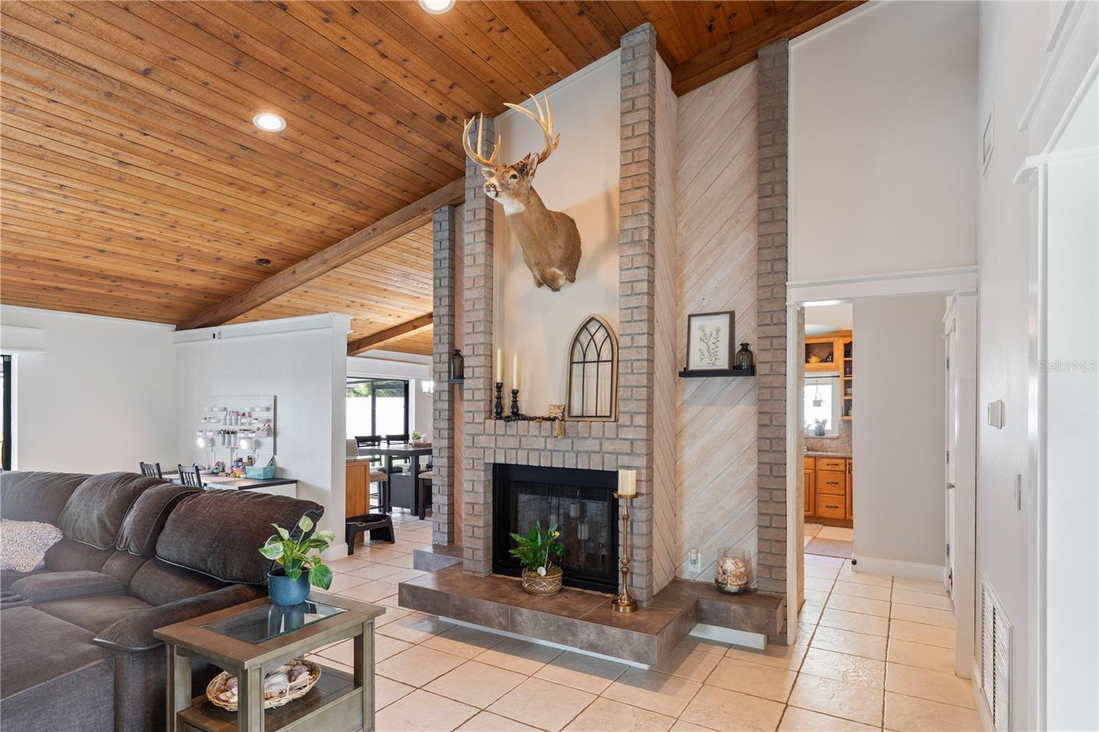 Image 9 of 44 For 1726 2nd Street