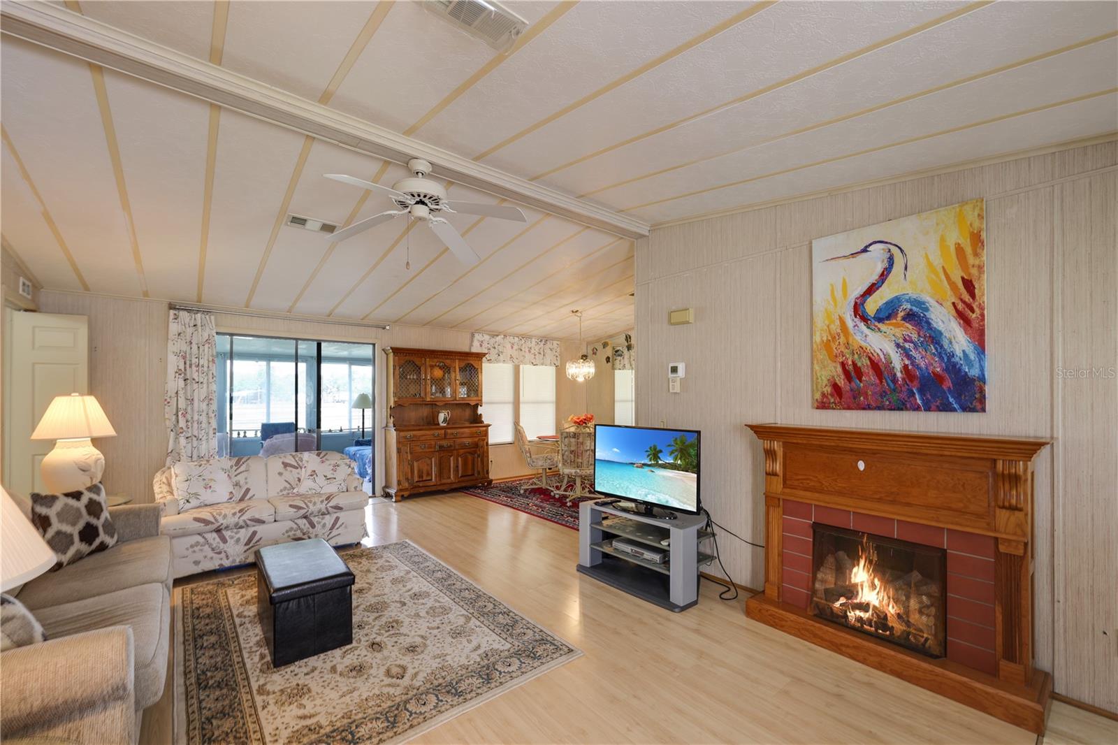 Image 10 of 89 For 2100 Kings Highway 568