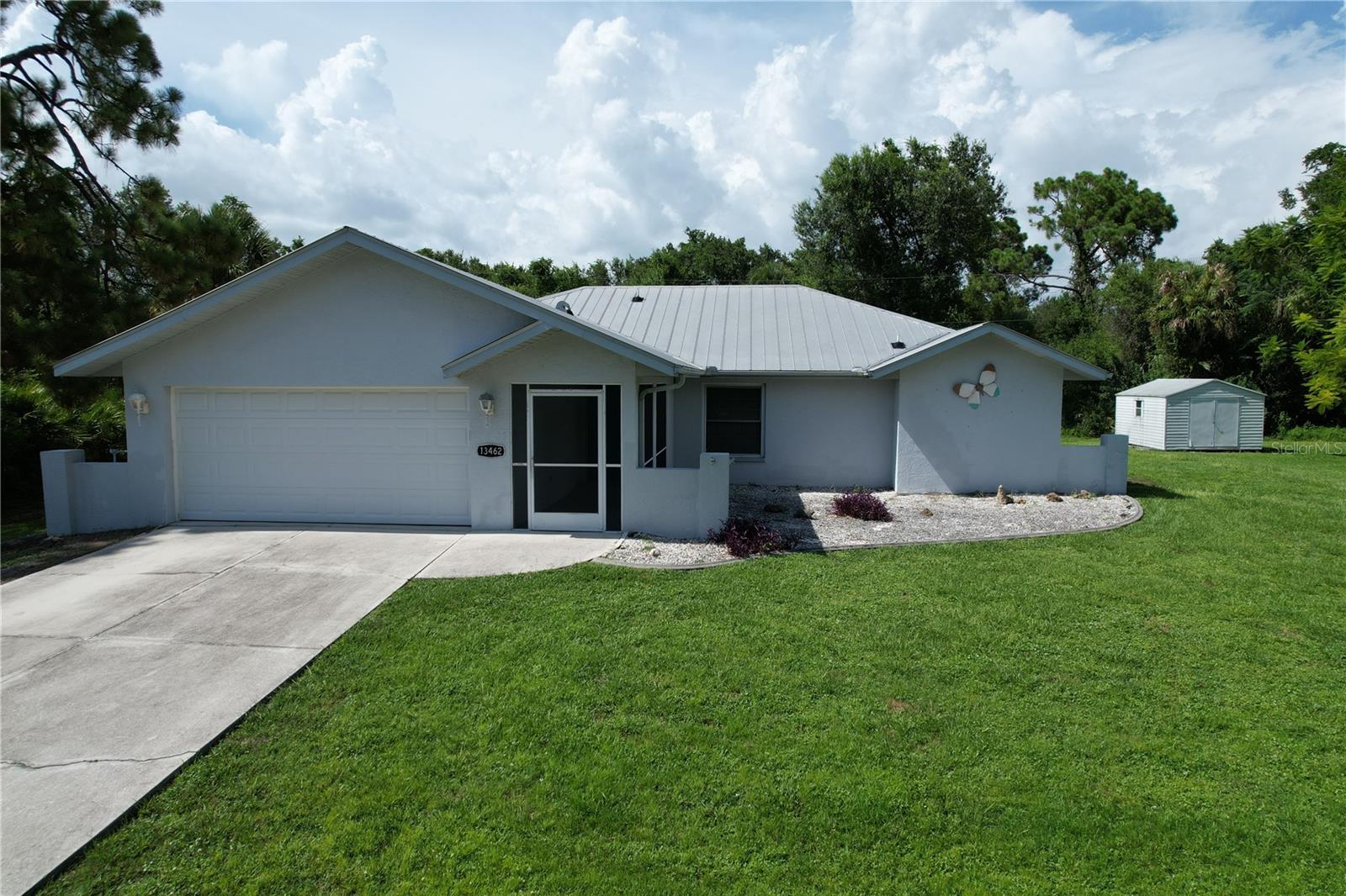 Image 10 of 64 For 13462 Long Avenue