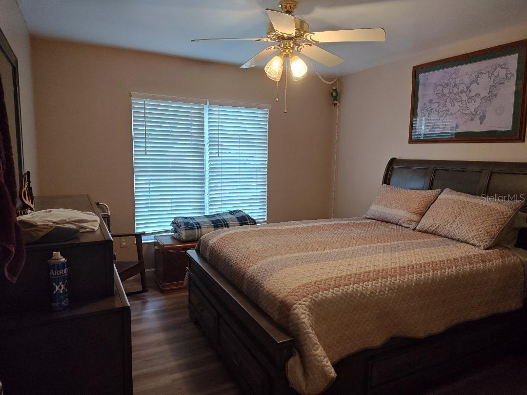 Image 19 of 35 For 21320 Brinson Avenue 105