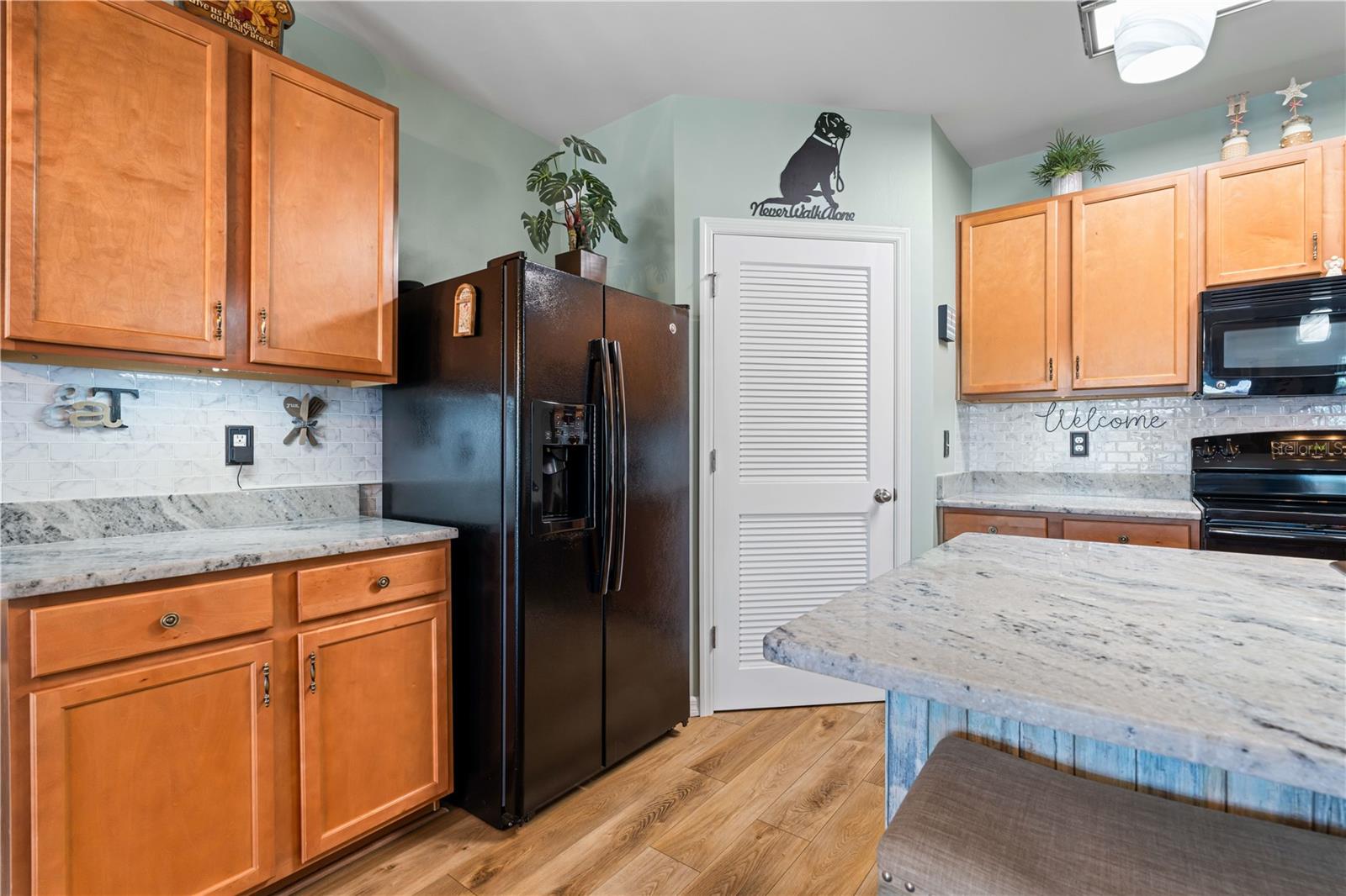 Image 34 of 85 For 7093 Mikasa Drive