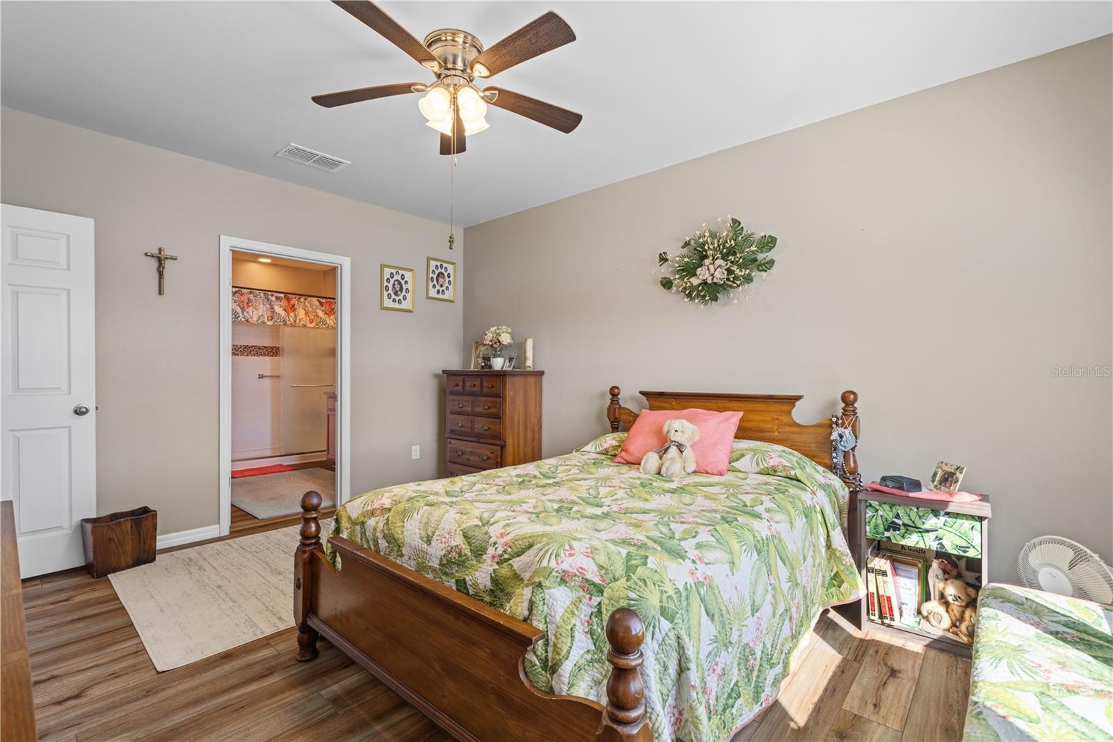 Image 37 of 85 For 7093 Mikasa Drive
