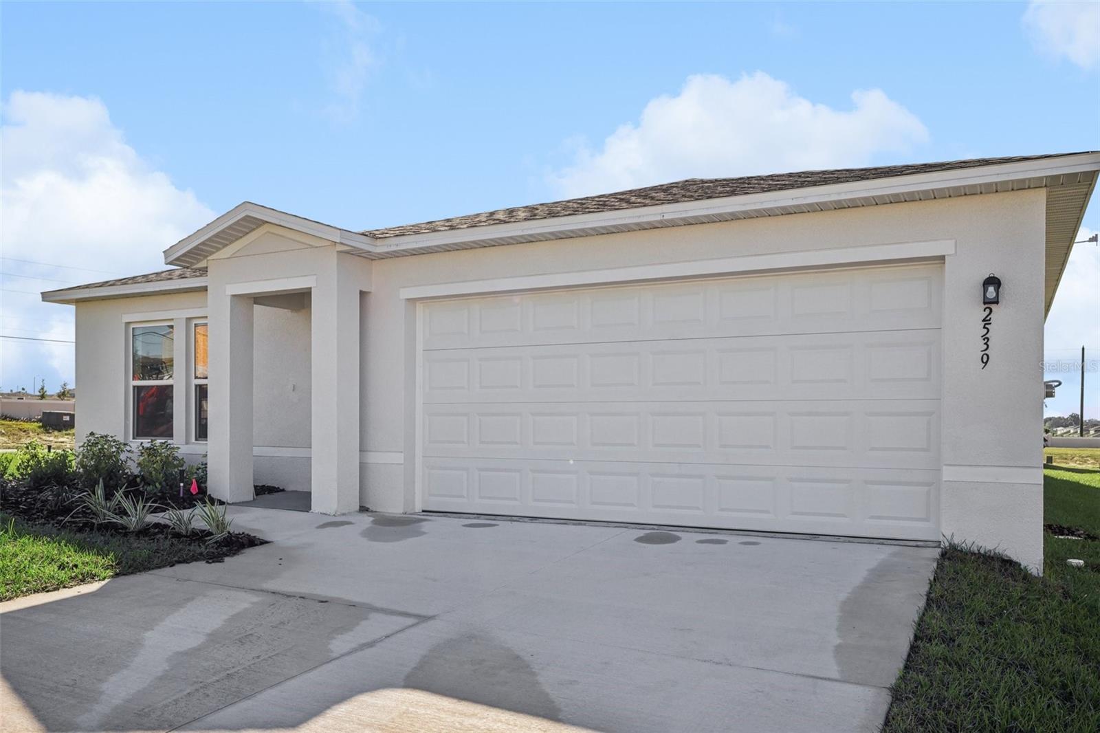 Image 4 of 13 For 2539 Cardamom Court