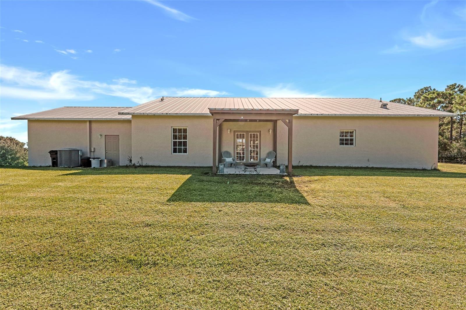 Image 43 of 48 For 99 Trader Road