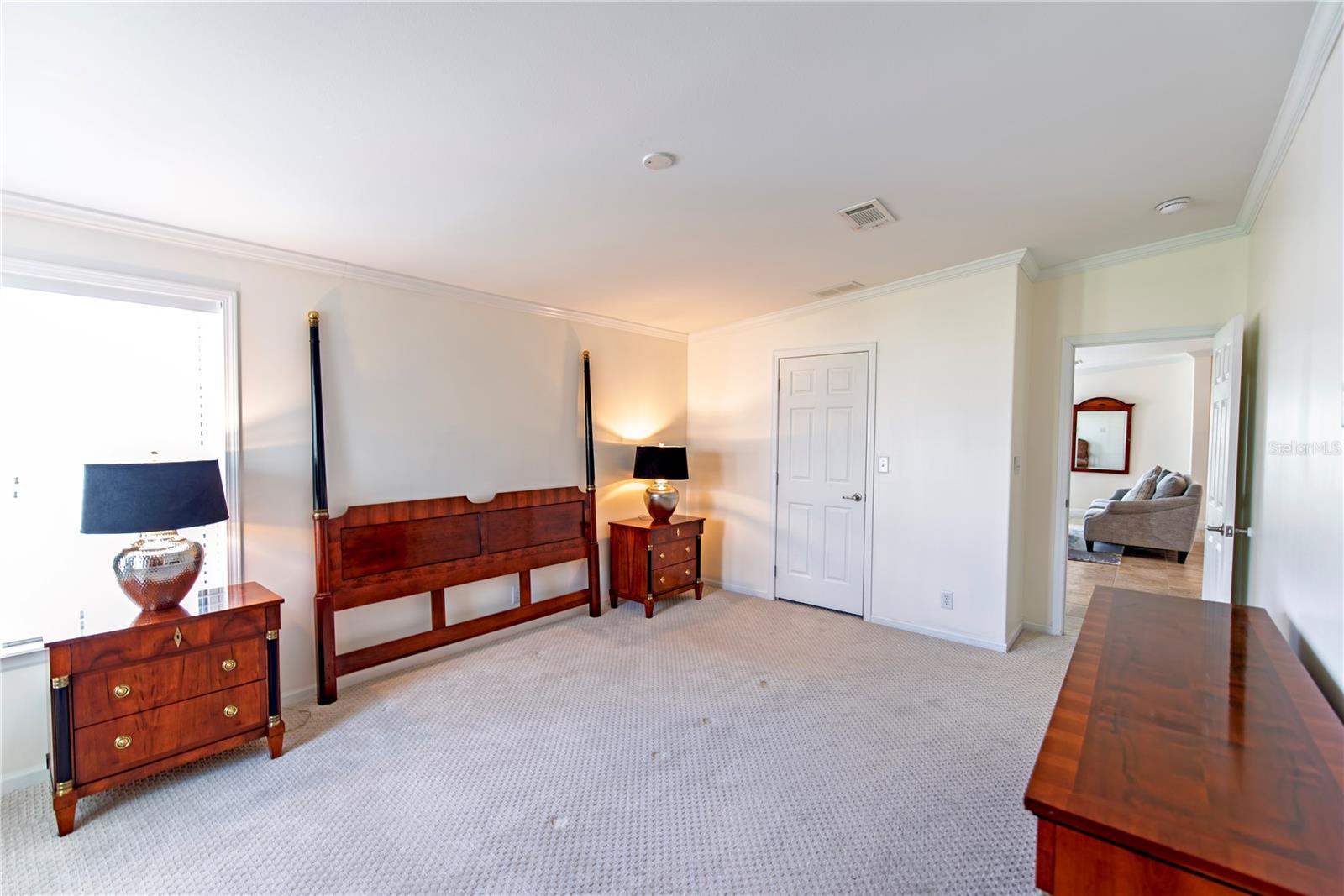 Image 13 of 30 For 40 Freeman Avenue