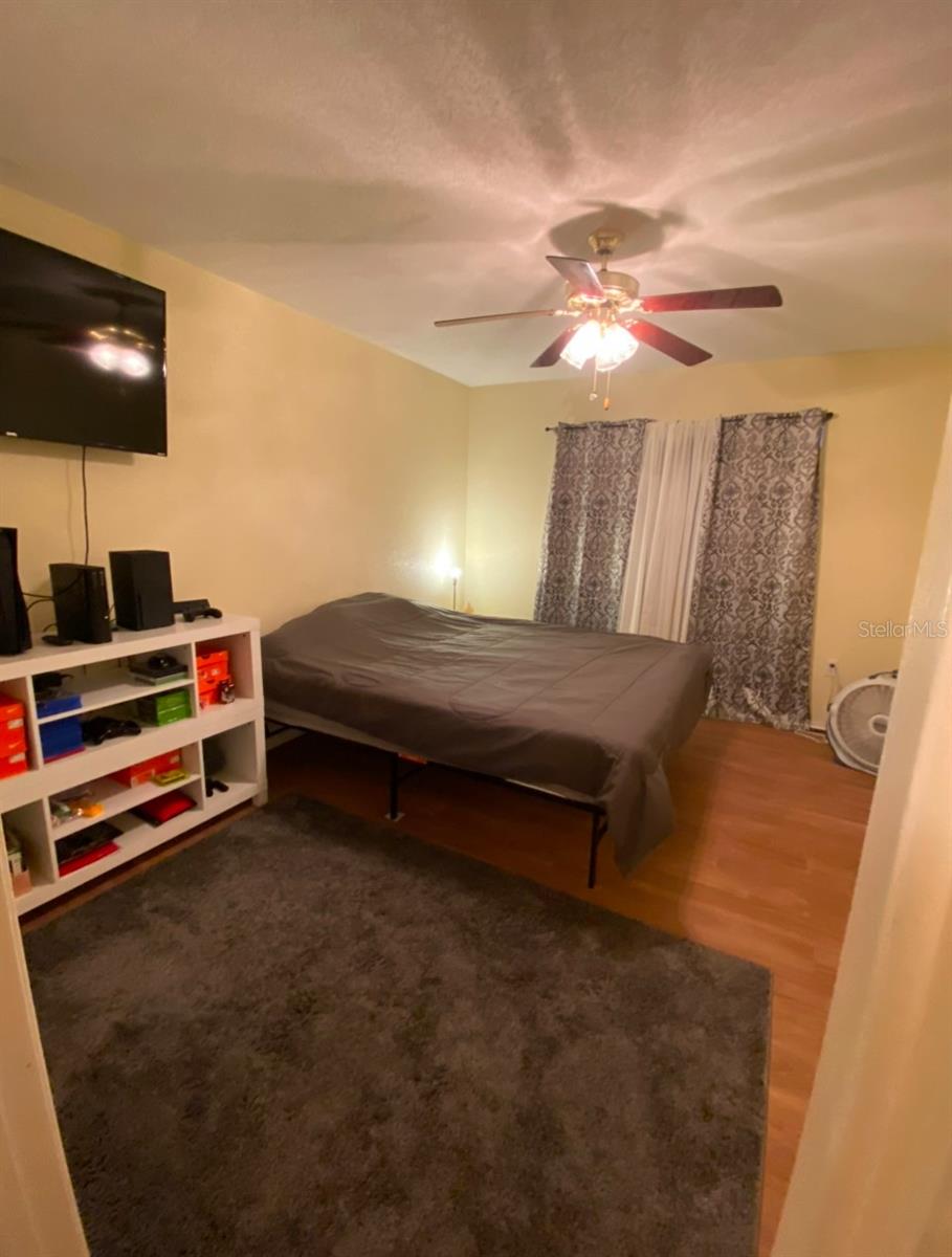 Image 13 of 20 For 22441 Westchester Boulevard 1100d
