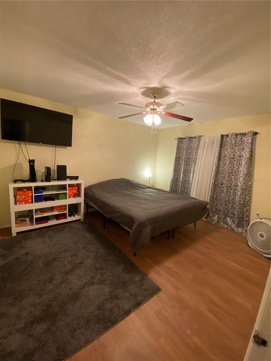 Image 16 of 20 For 22441 Westchester Boulevard 1100d