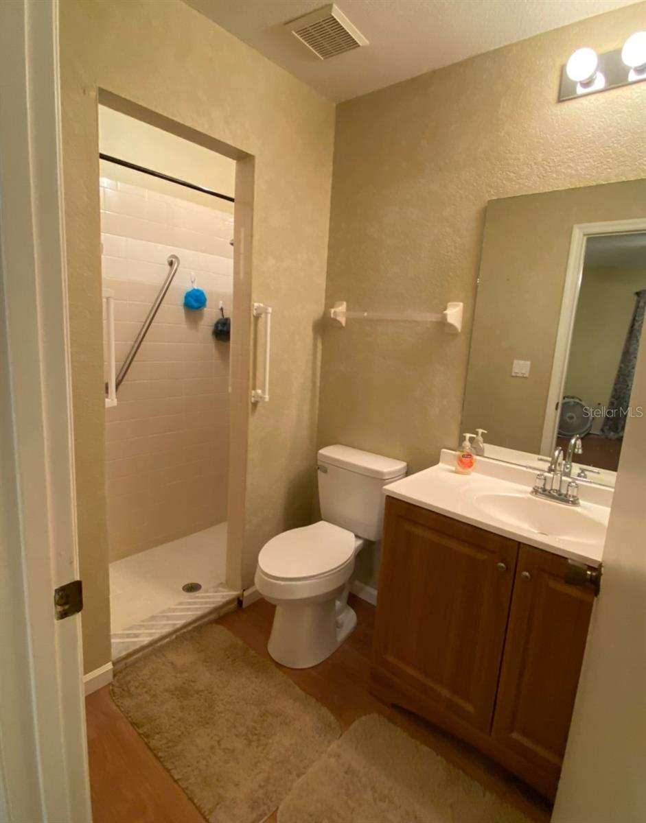 Image 17 of 20 For 22441 Westchester Boulevard 1100d