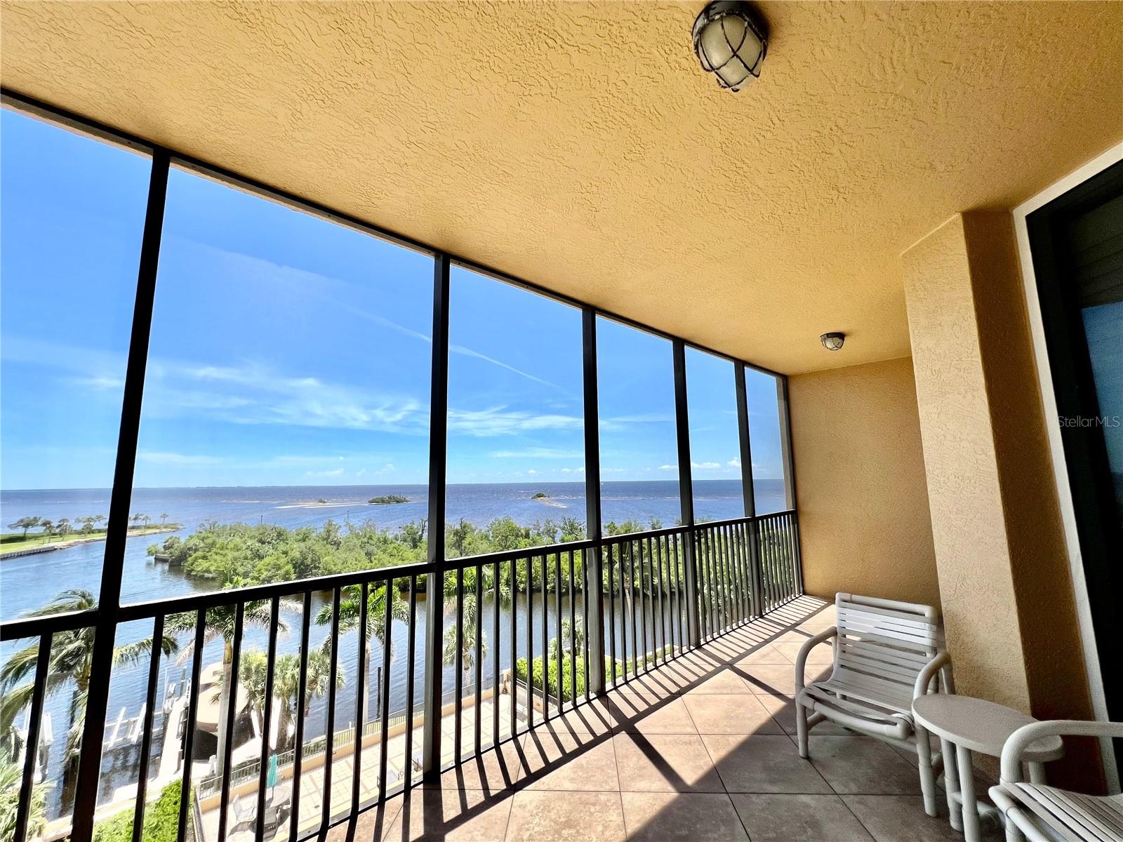 Image 7 of 57 For 3321 Sunset Key Circle 501