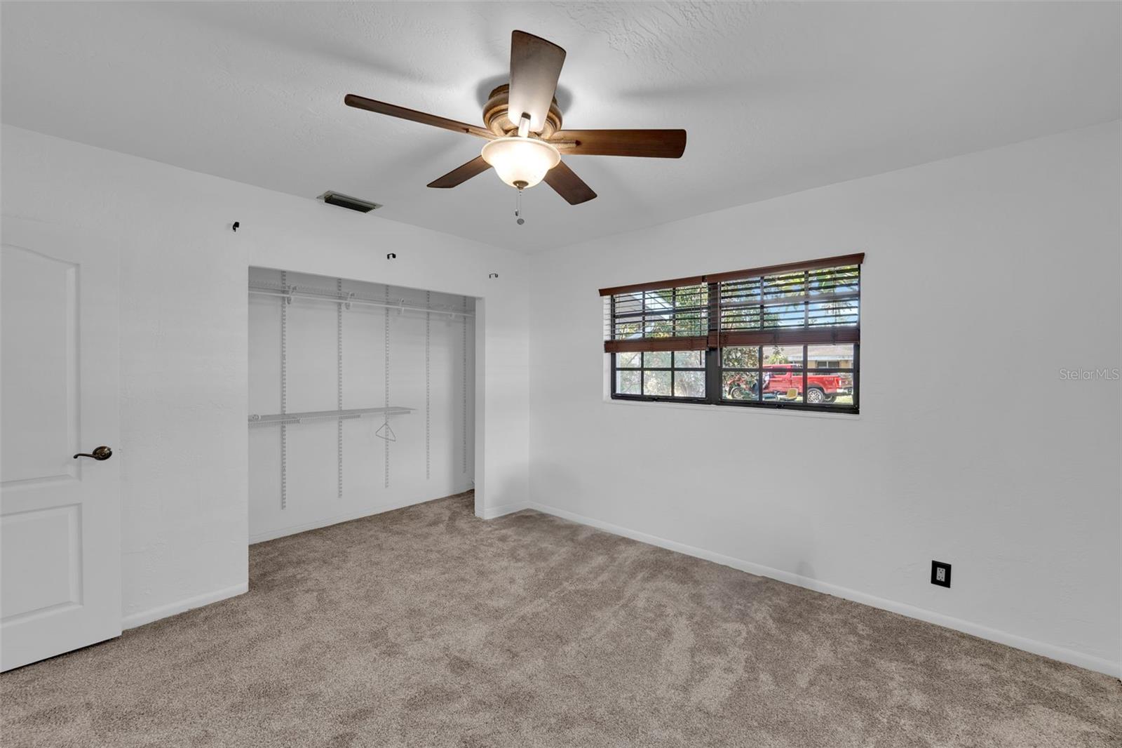 Image 19 of 42 For 1427 Davis Drive