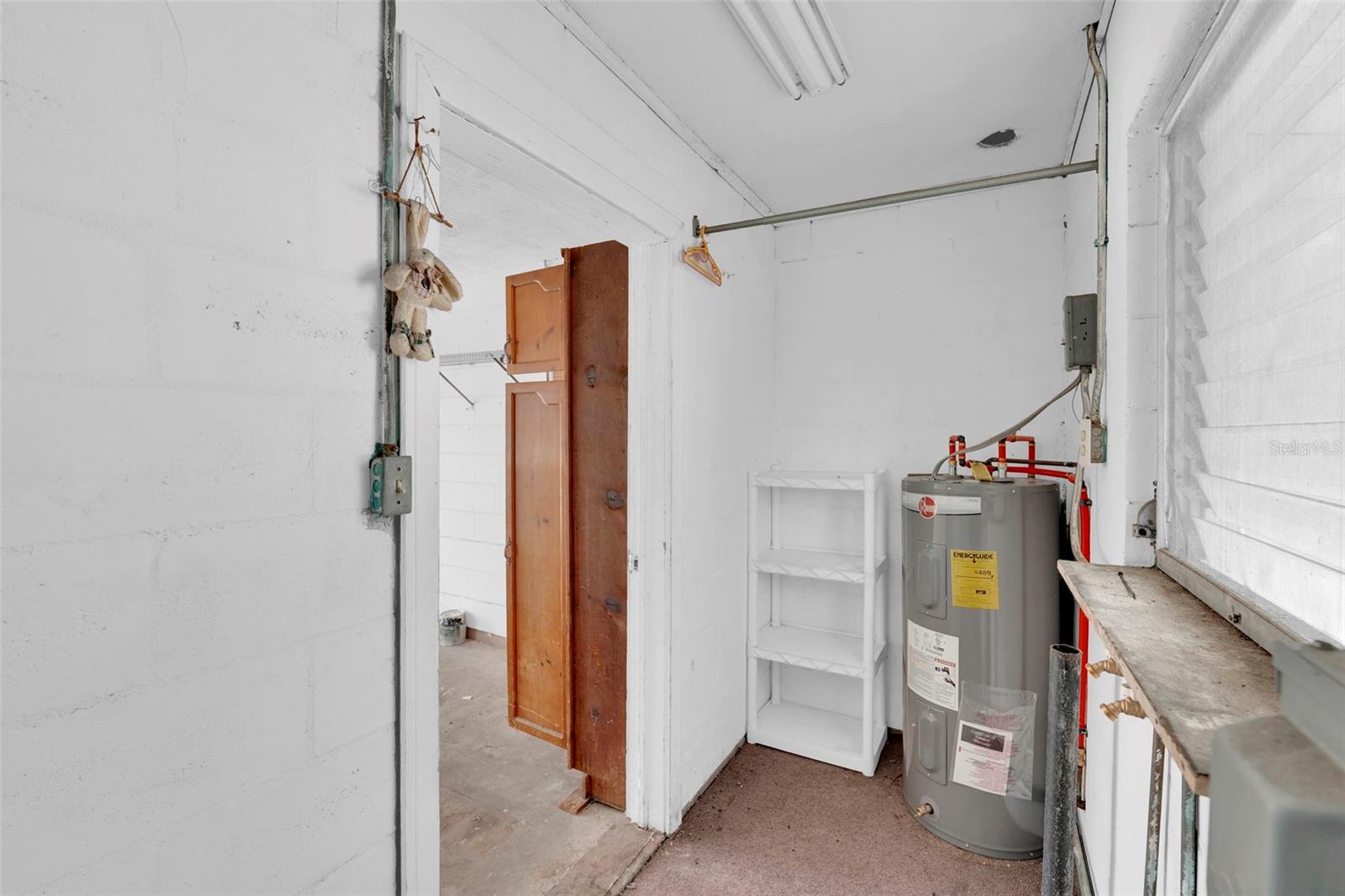 Image 33 of 42 For 1427 Davis Drive