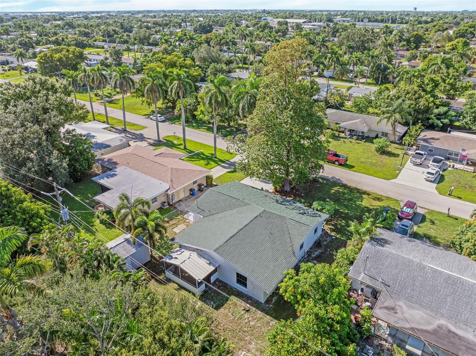 Image 6 of 42 For 1427 Davis Drive
